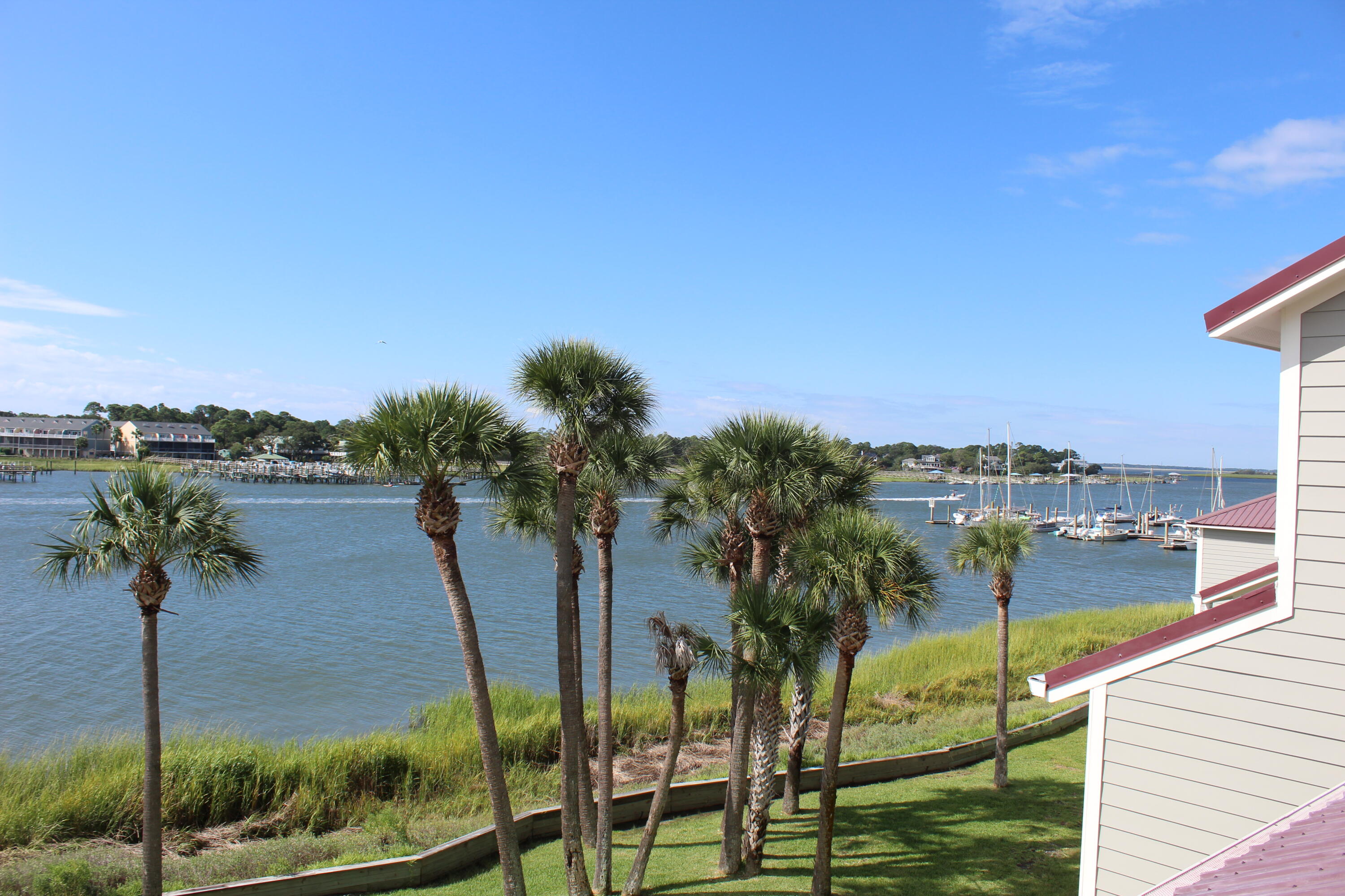 17 W Mariners Cay Drive