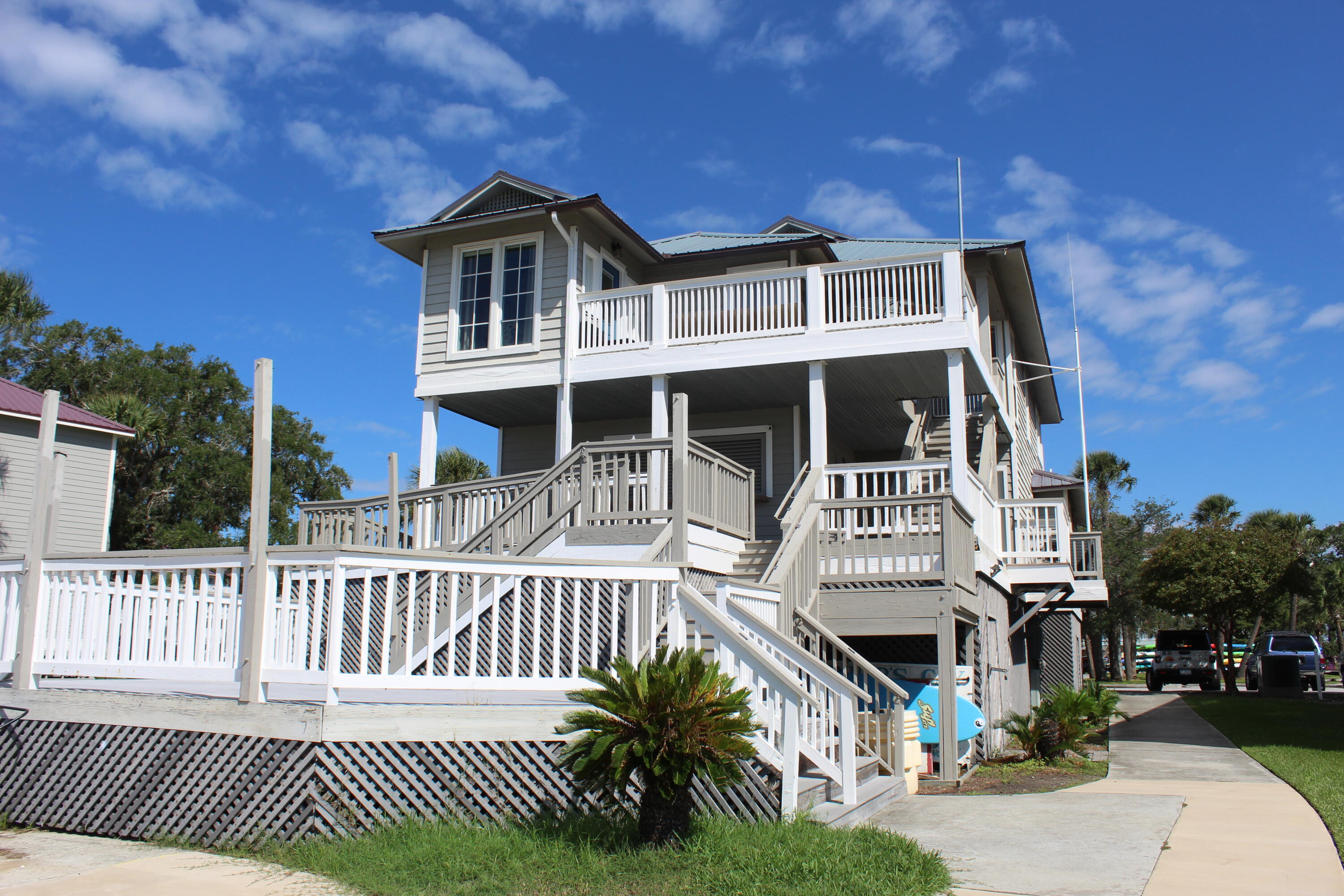 17 W Mariners Cay Drive