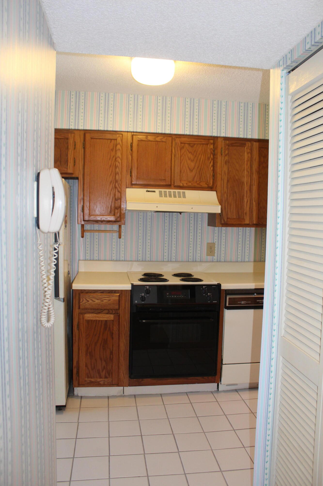 17 W Mariners Cay Drive