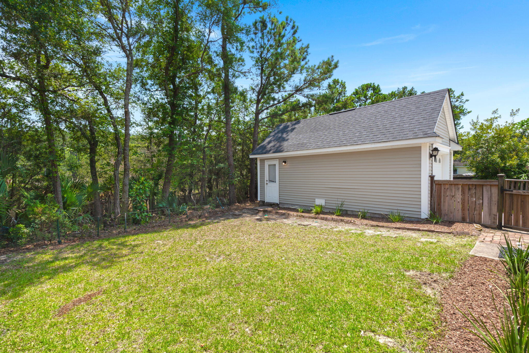 1844 Hubbell Drive