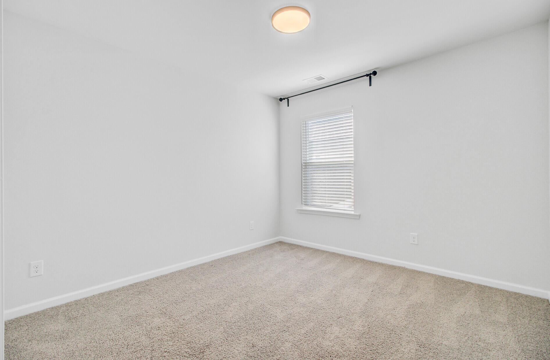 1507 Dawn Mist Way