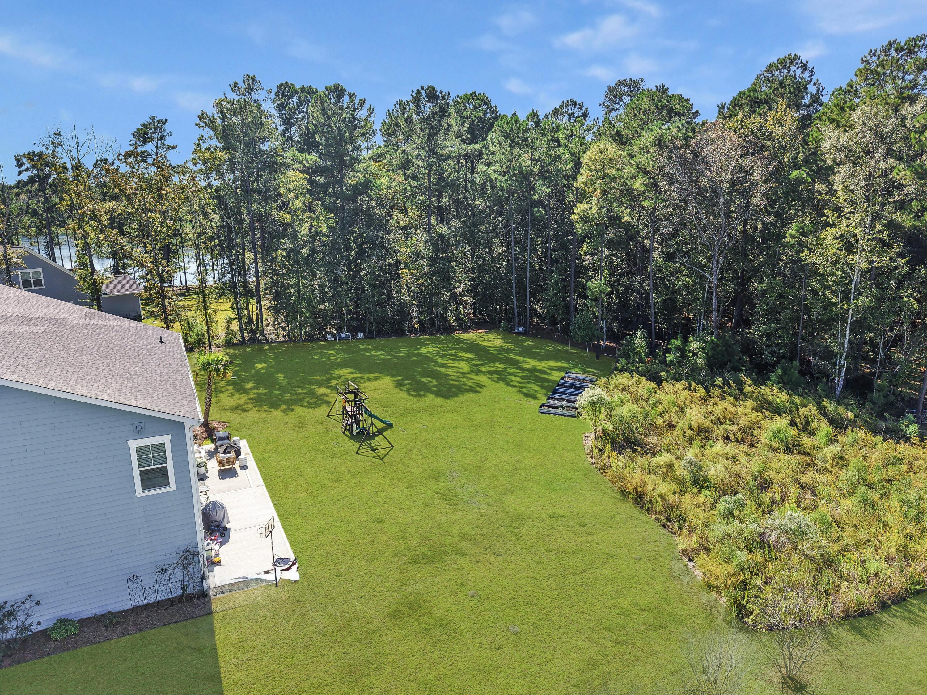 547 Pontoon Road