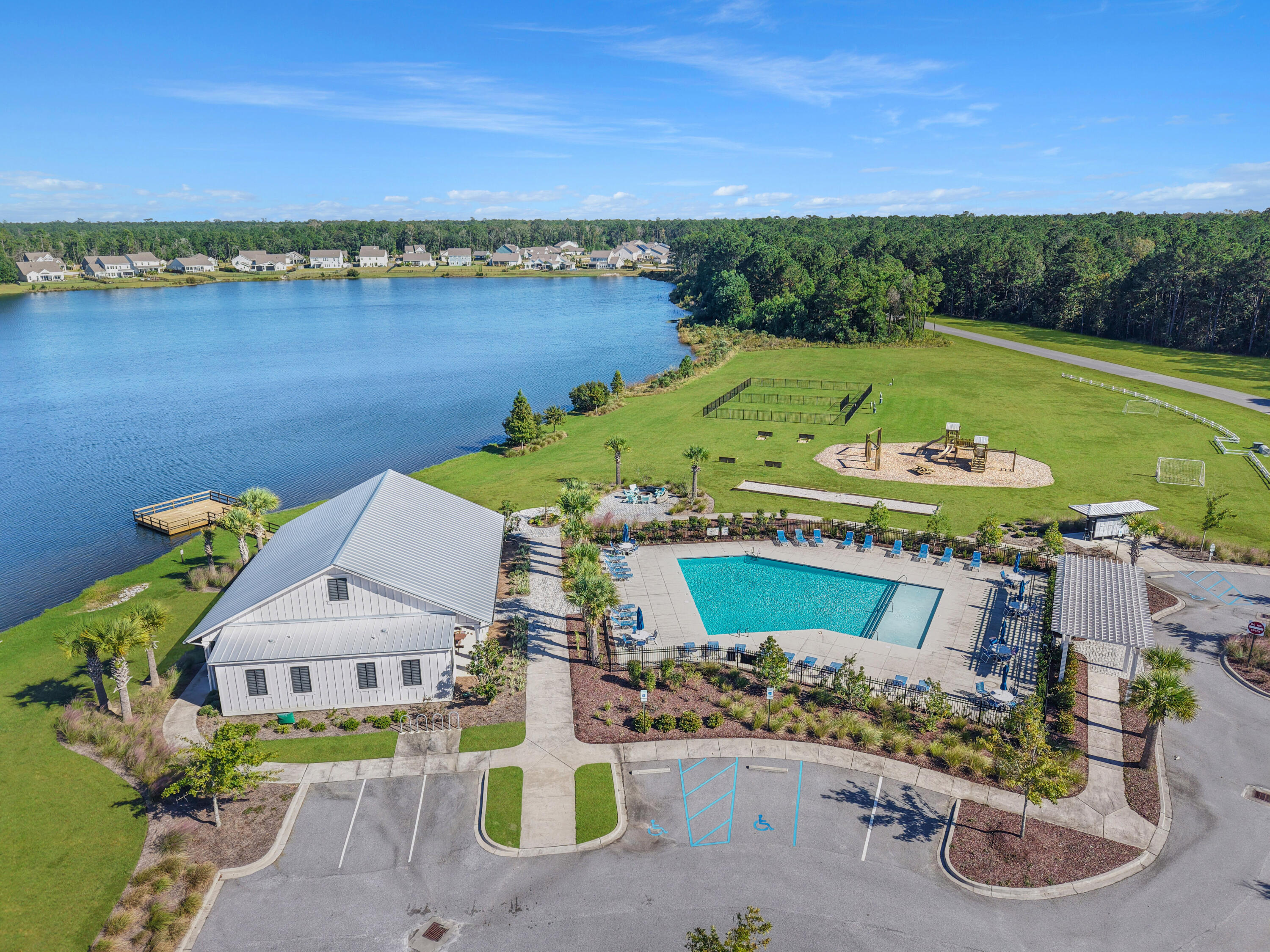 547 Pontoon Road