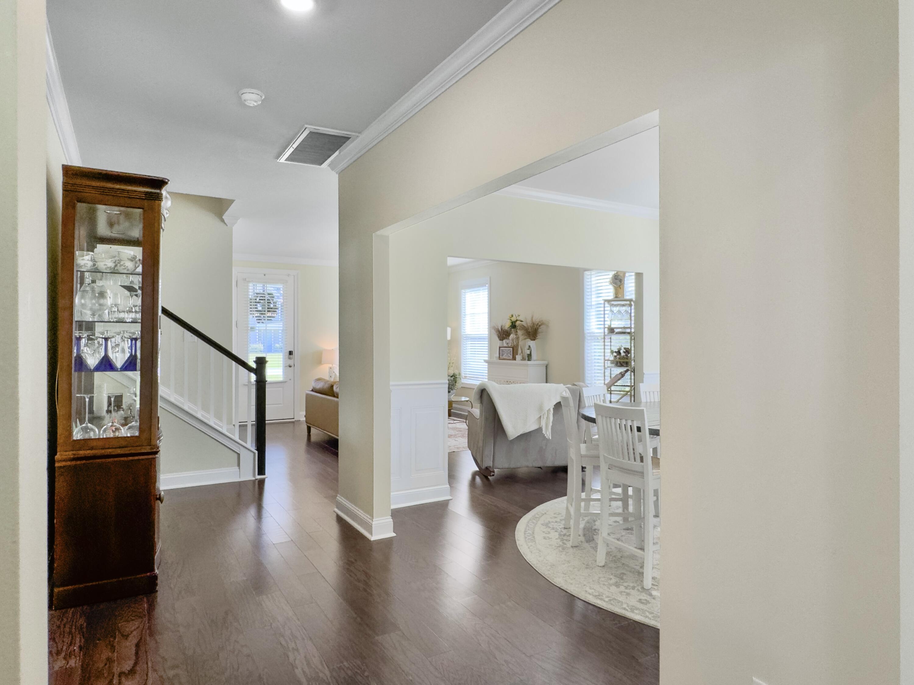 547 Pontoon Road