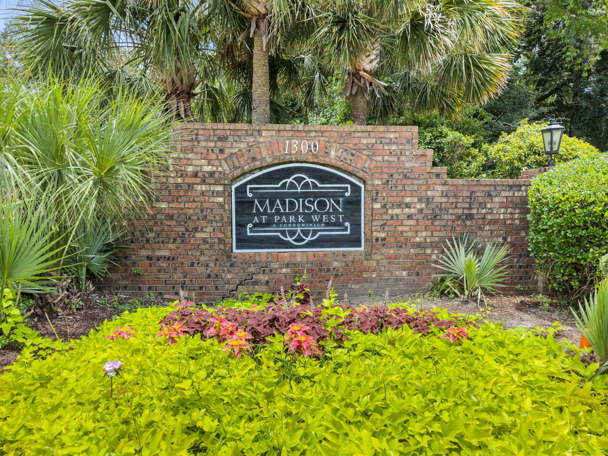 1300 Park West Boulevard # 813