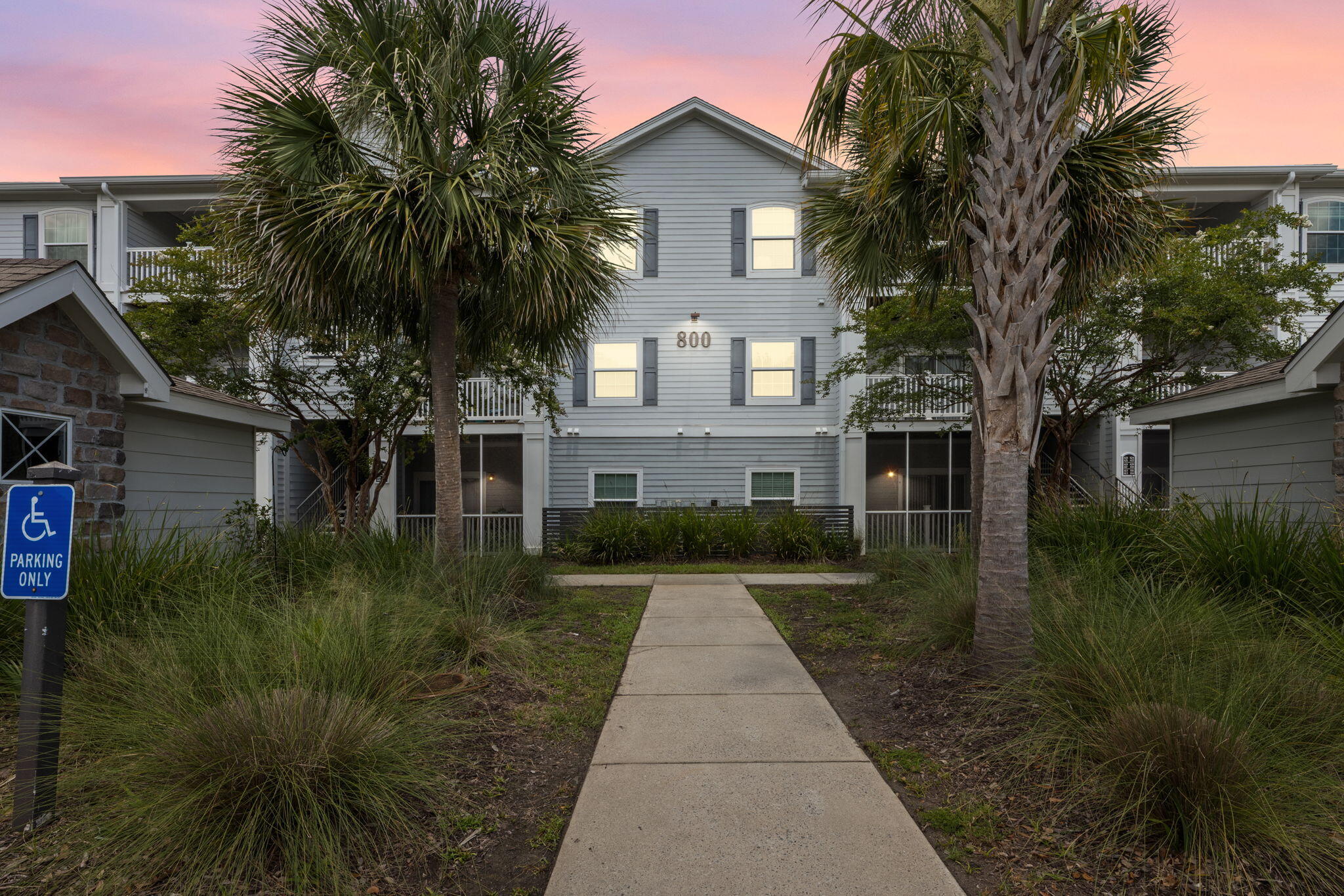 1300 Park West Boulevard # 813