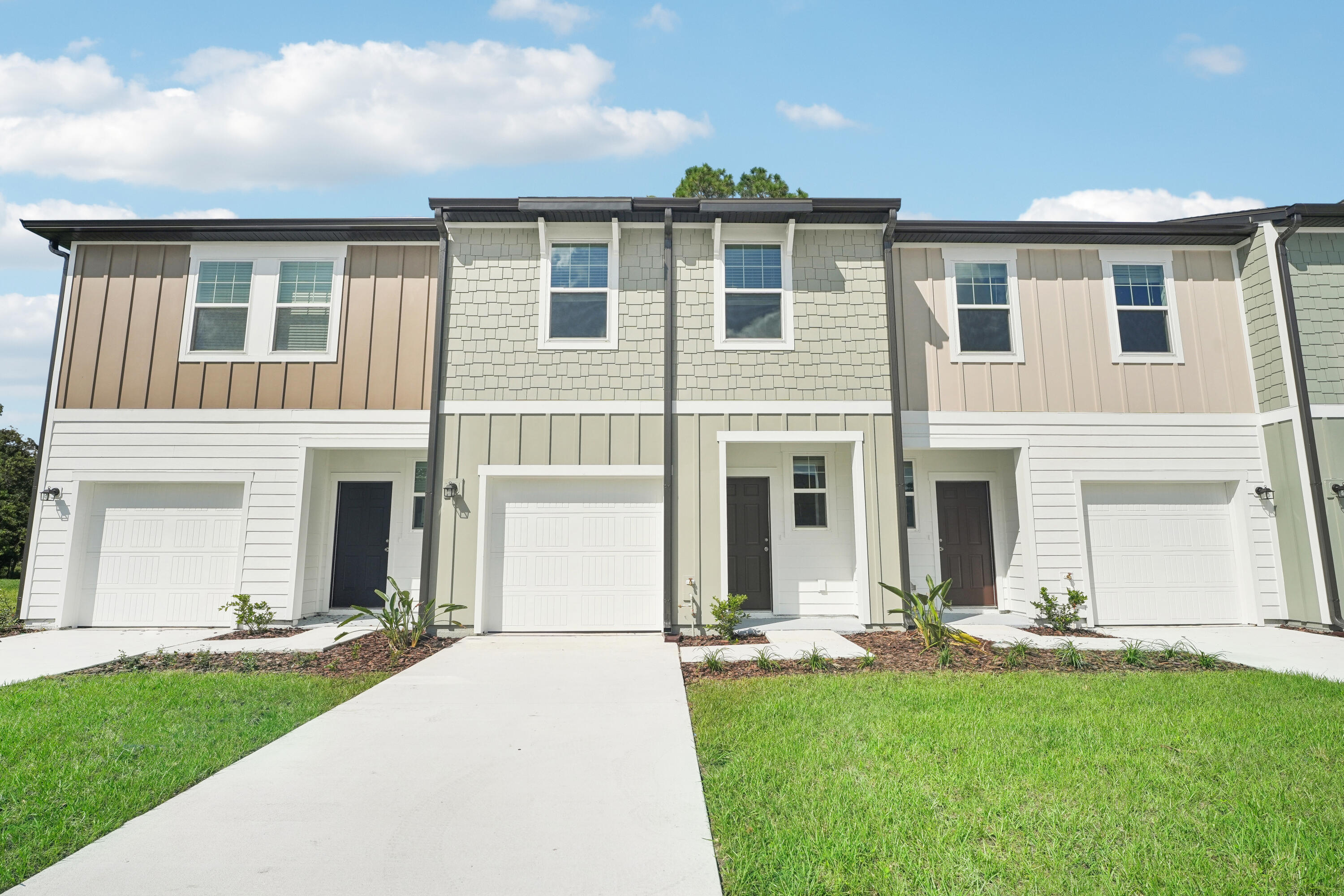 180 Cotton Leaf Boulevard