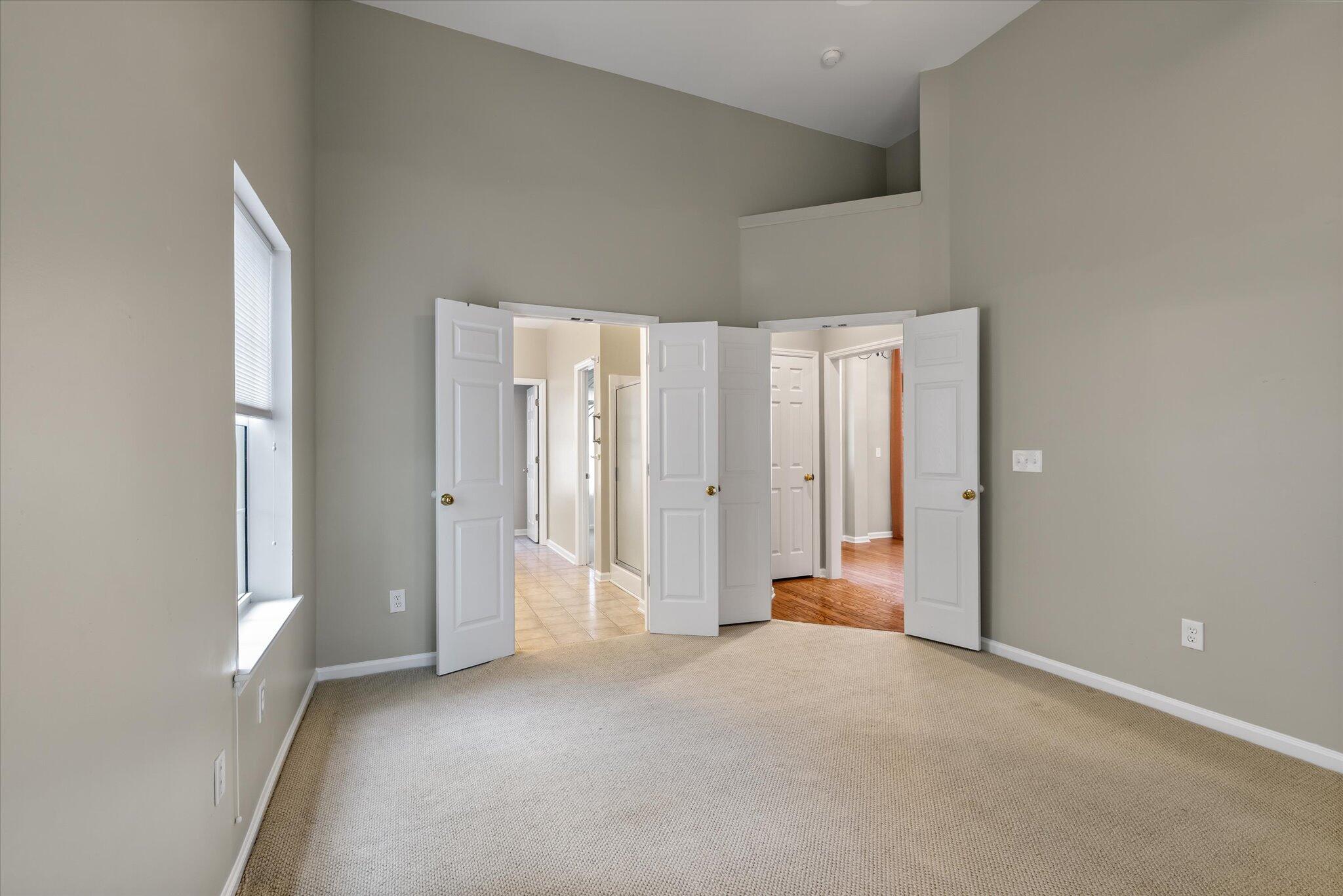 534 Pointe Of Oaks Road