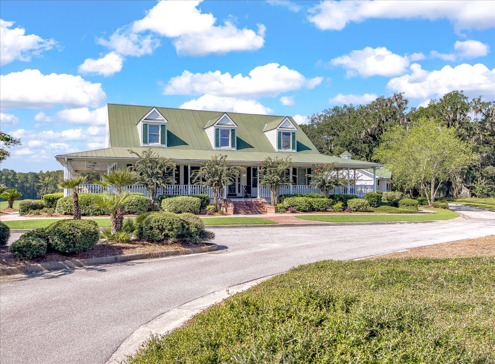 534 Pointe Of Oaks Road