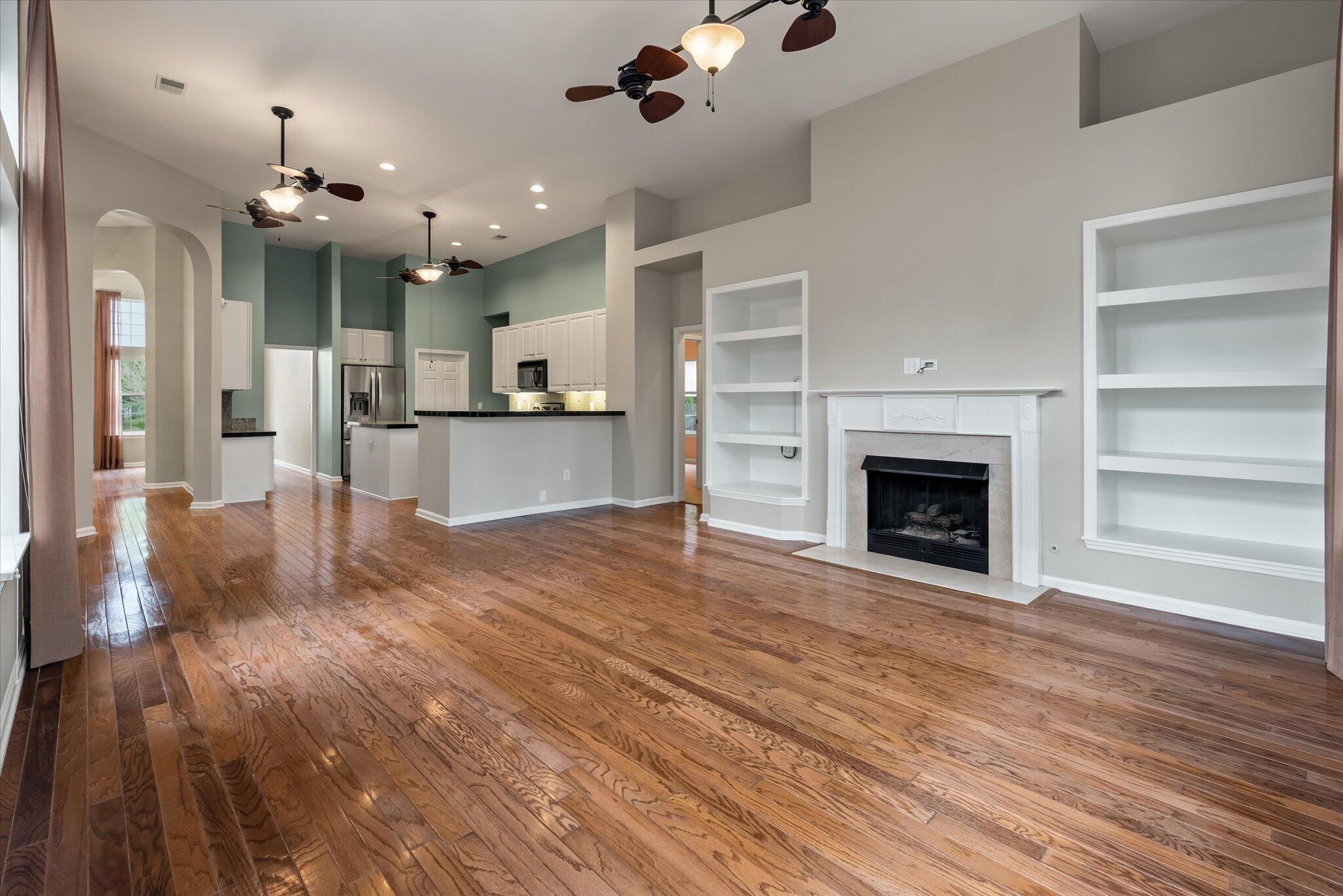 534 Pointe Of Oaks Road