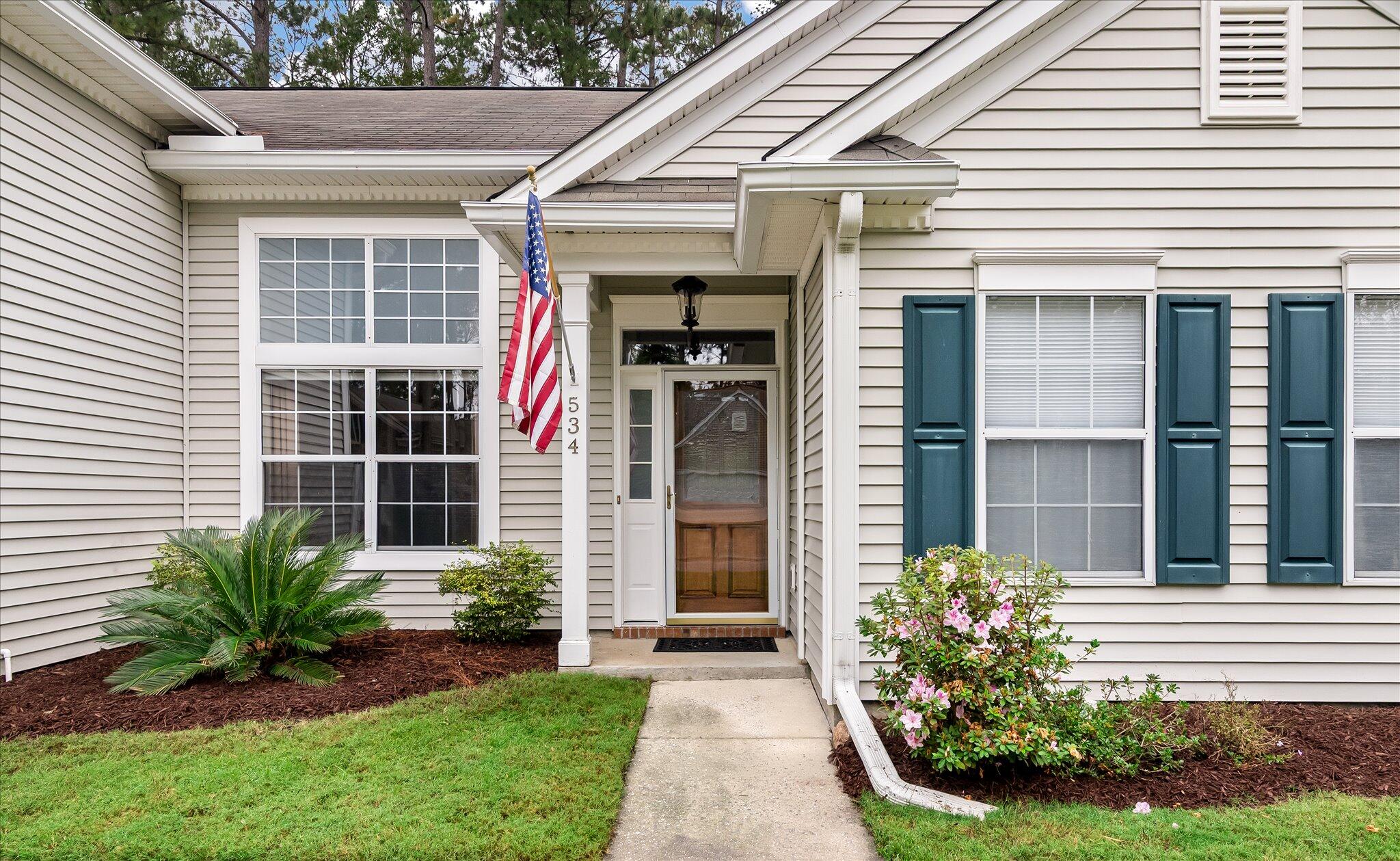534 Pointe Of Oaks Road