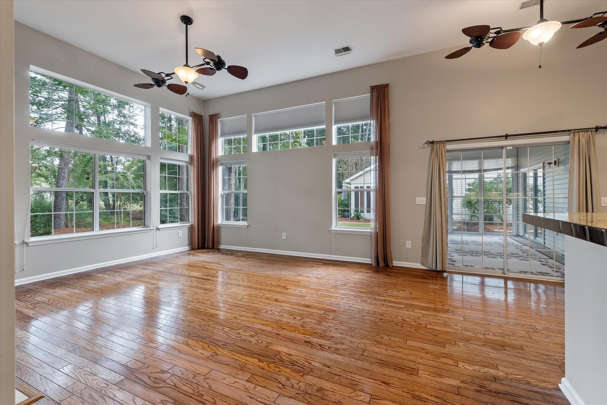 534 Pointe Of Oaks Road