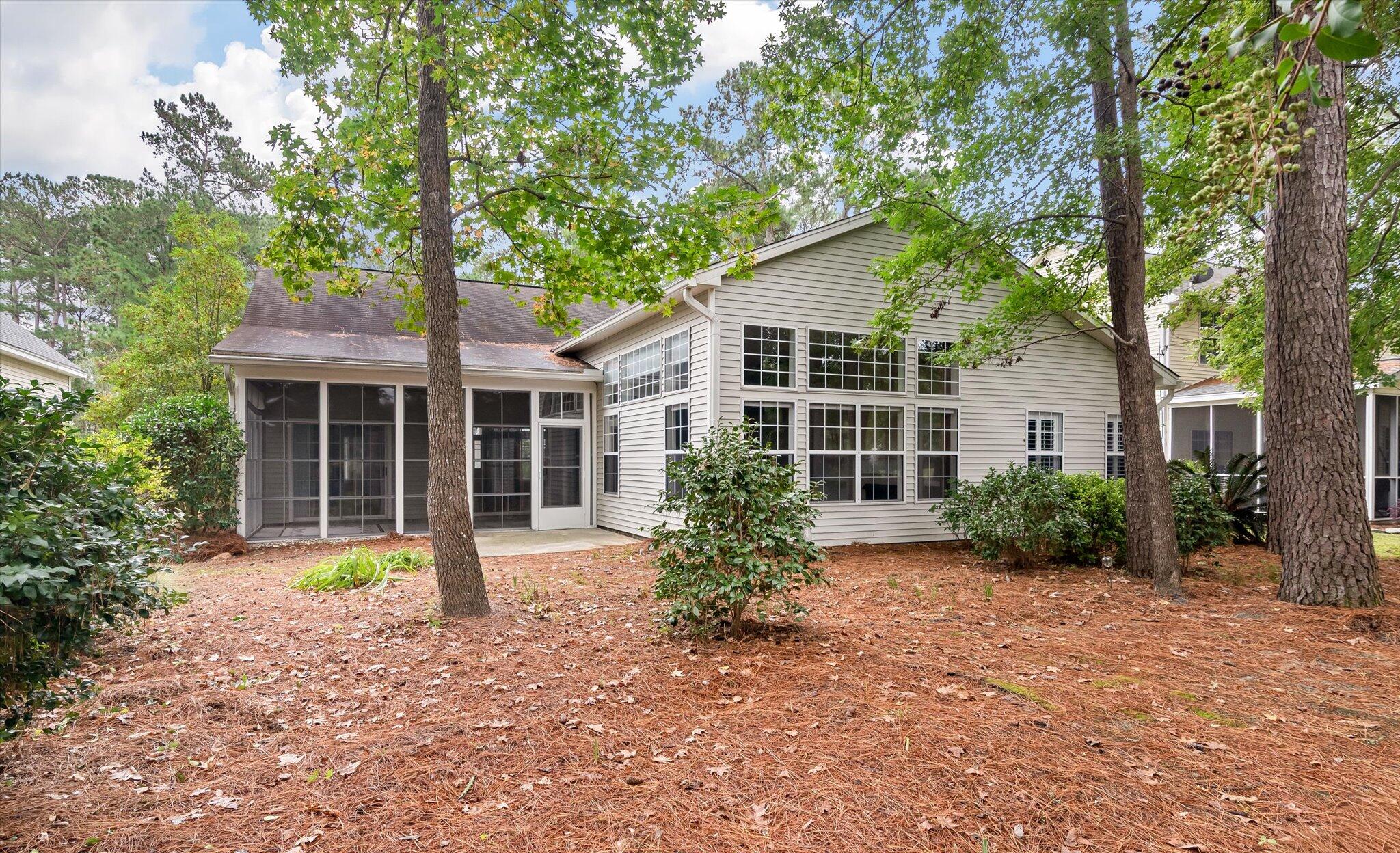 534 Pointe Of Oaks Road