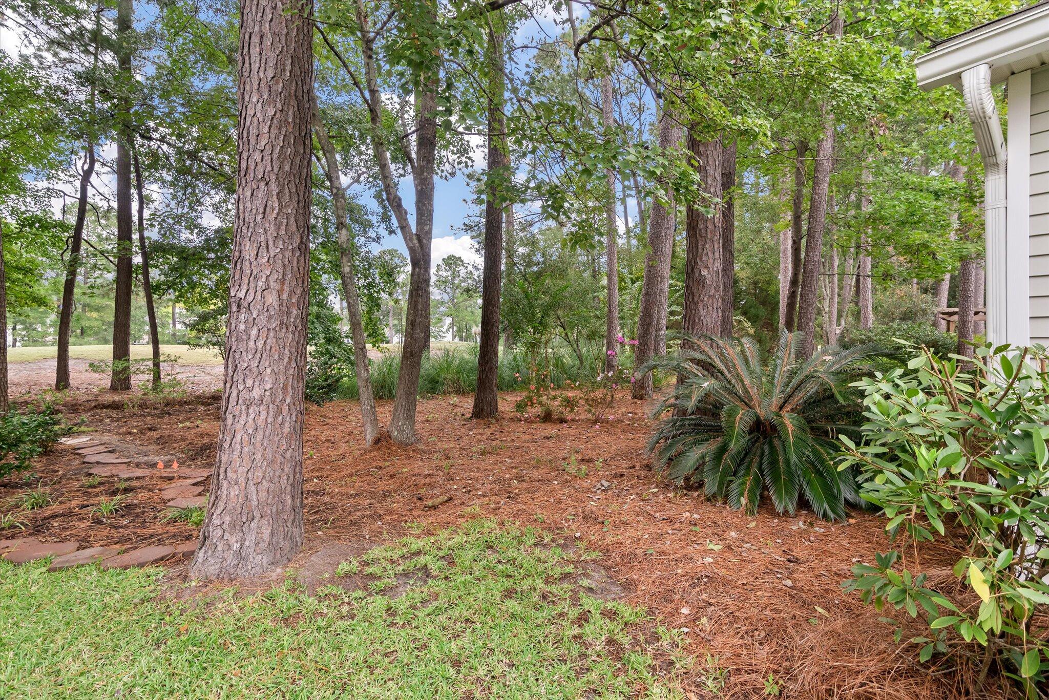 534 Pointe Of Oaks Road