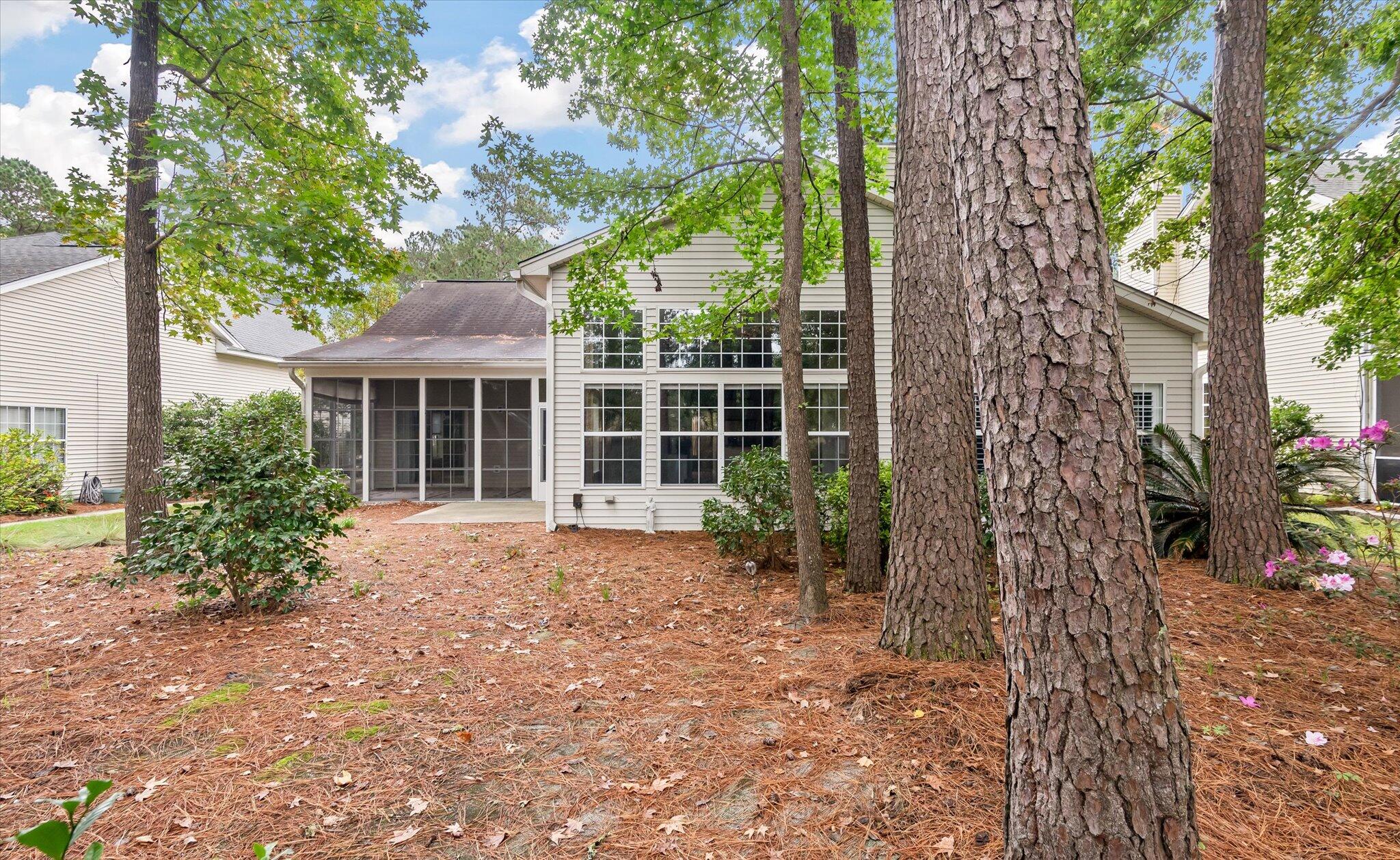 534 Pointe Of Oaks Road