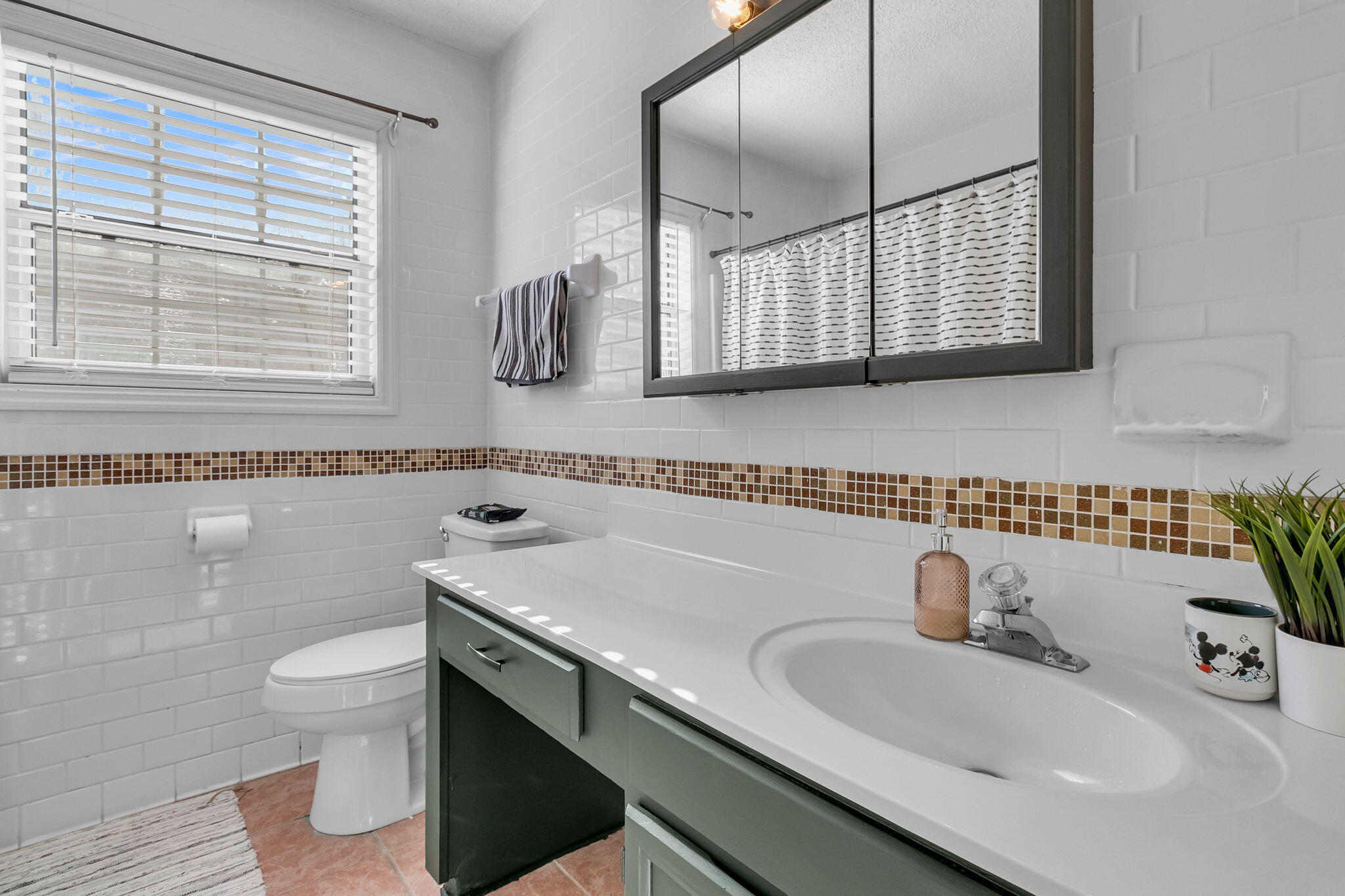 8289 Longridge Road