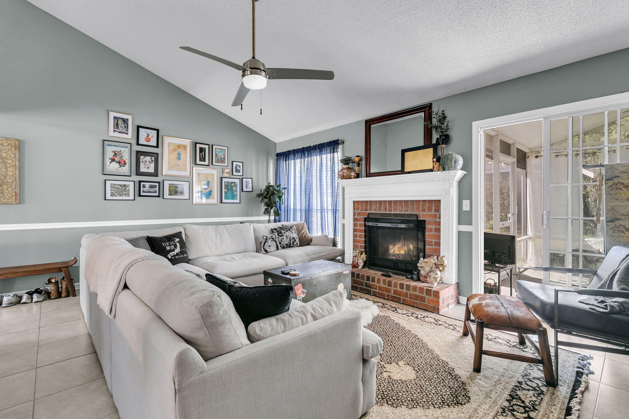 8289 Longridge Road