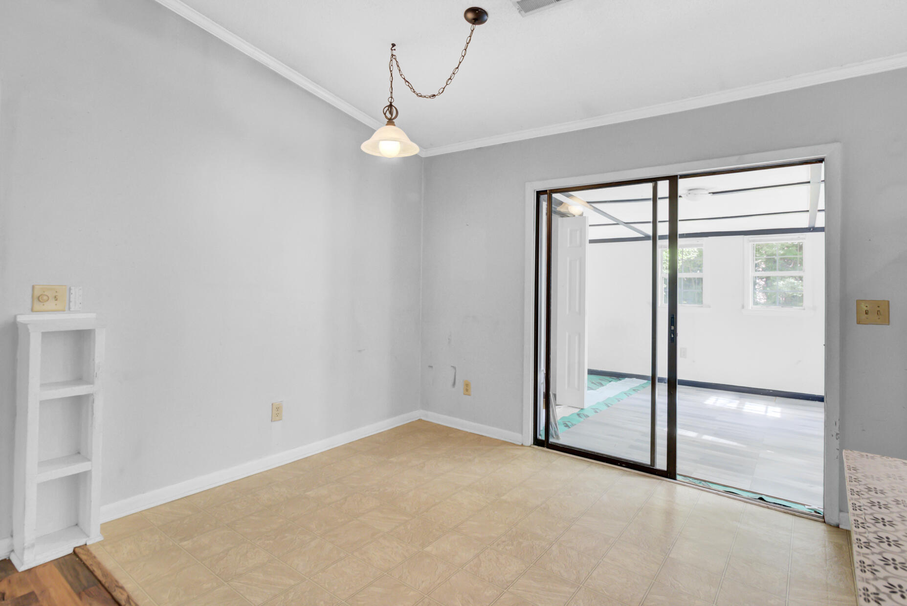 3 Tartan Court