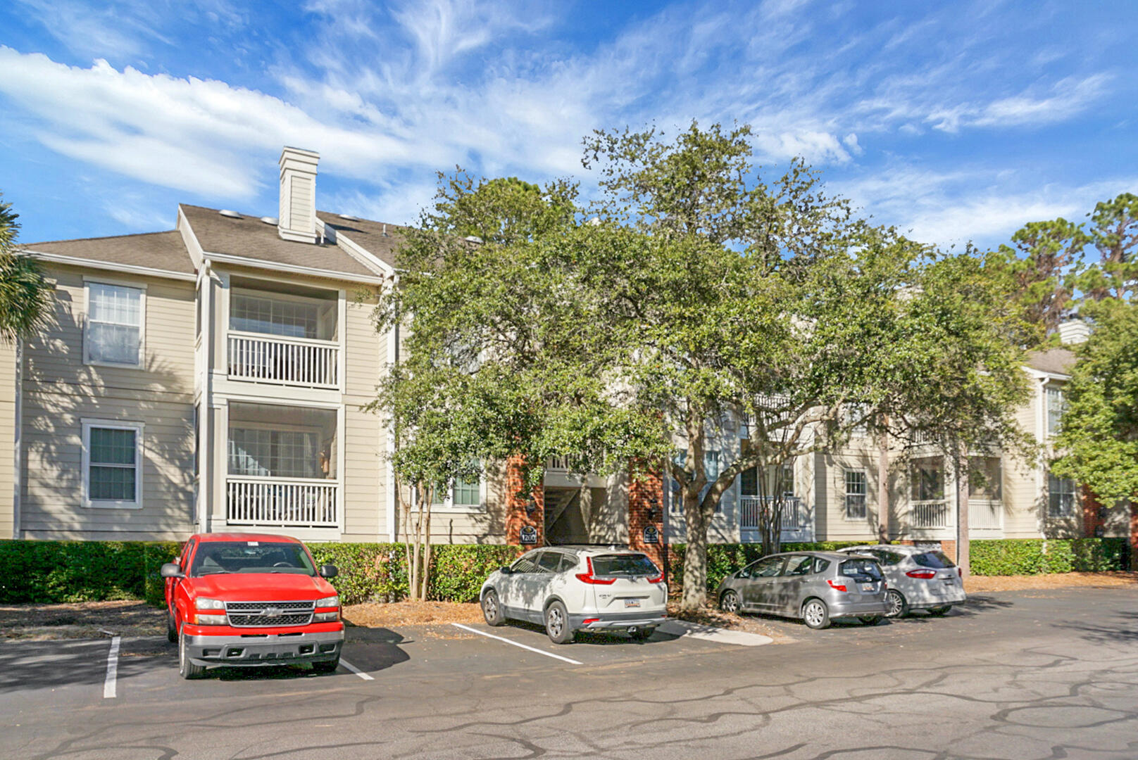 1600 Long Grove Drive # 1223