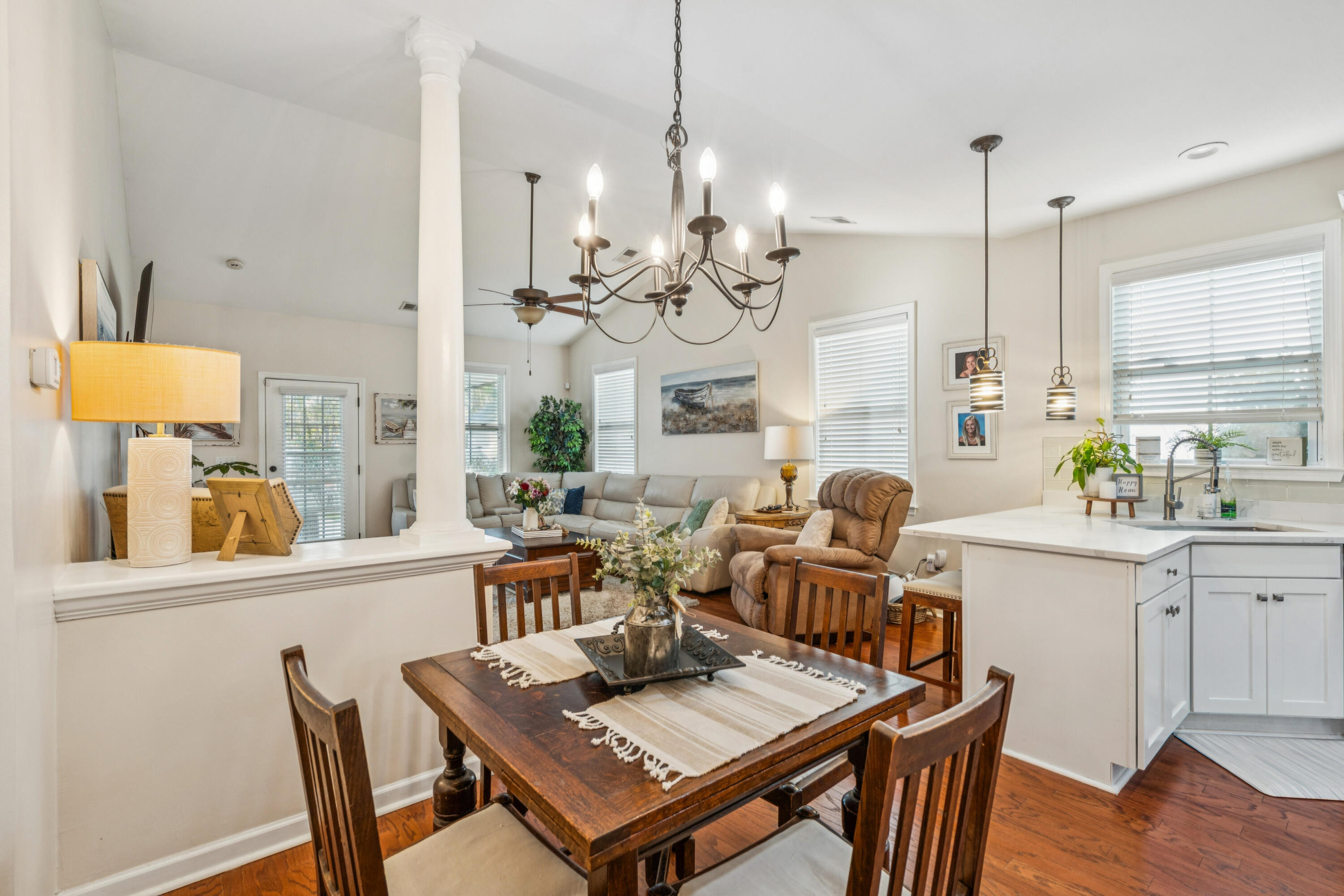 215 Forsythia Avenue