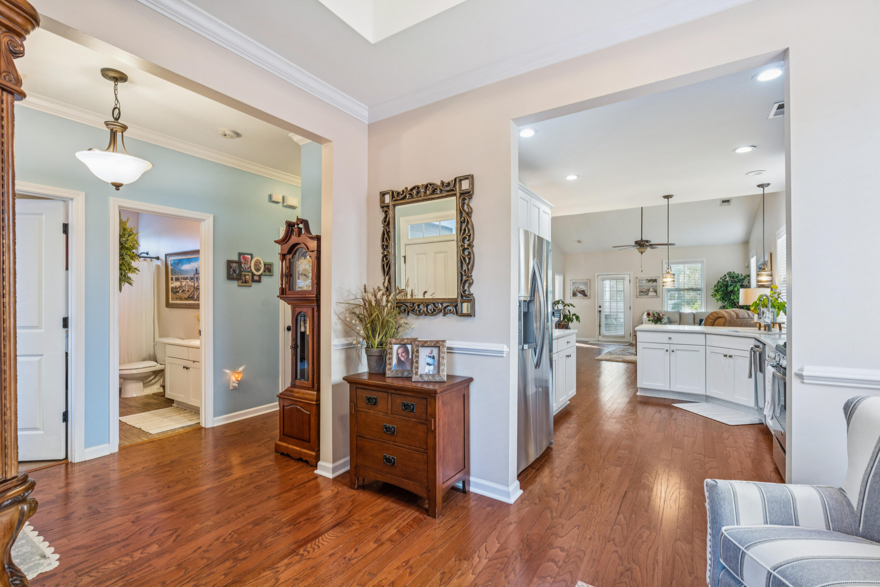 215 Forsythia Avenue