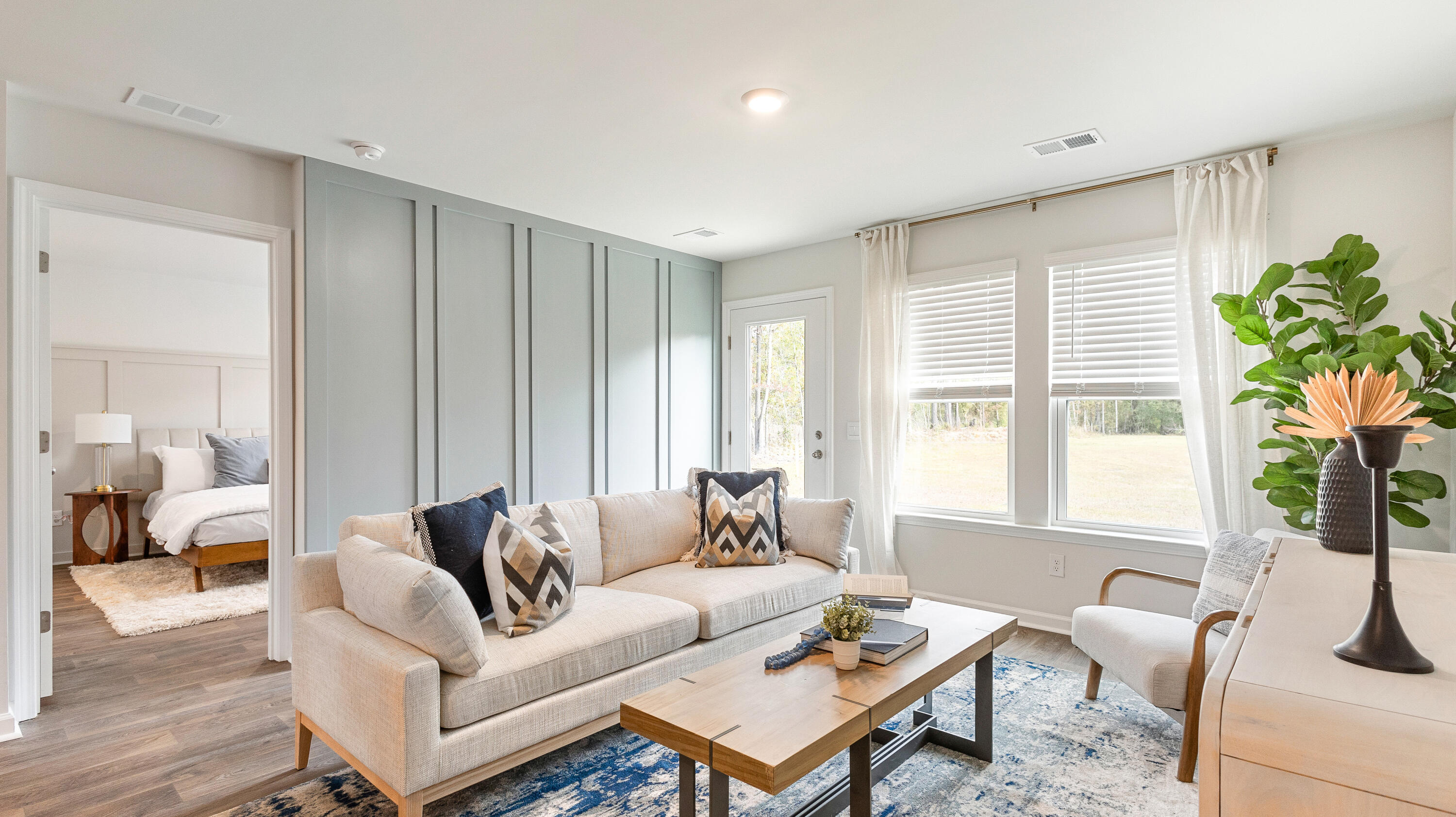 916 Long Bluff Road