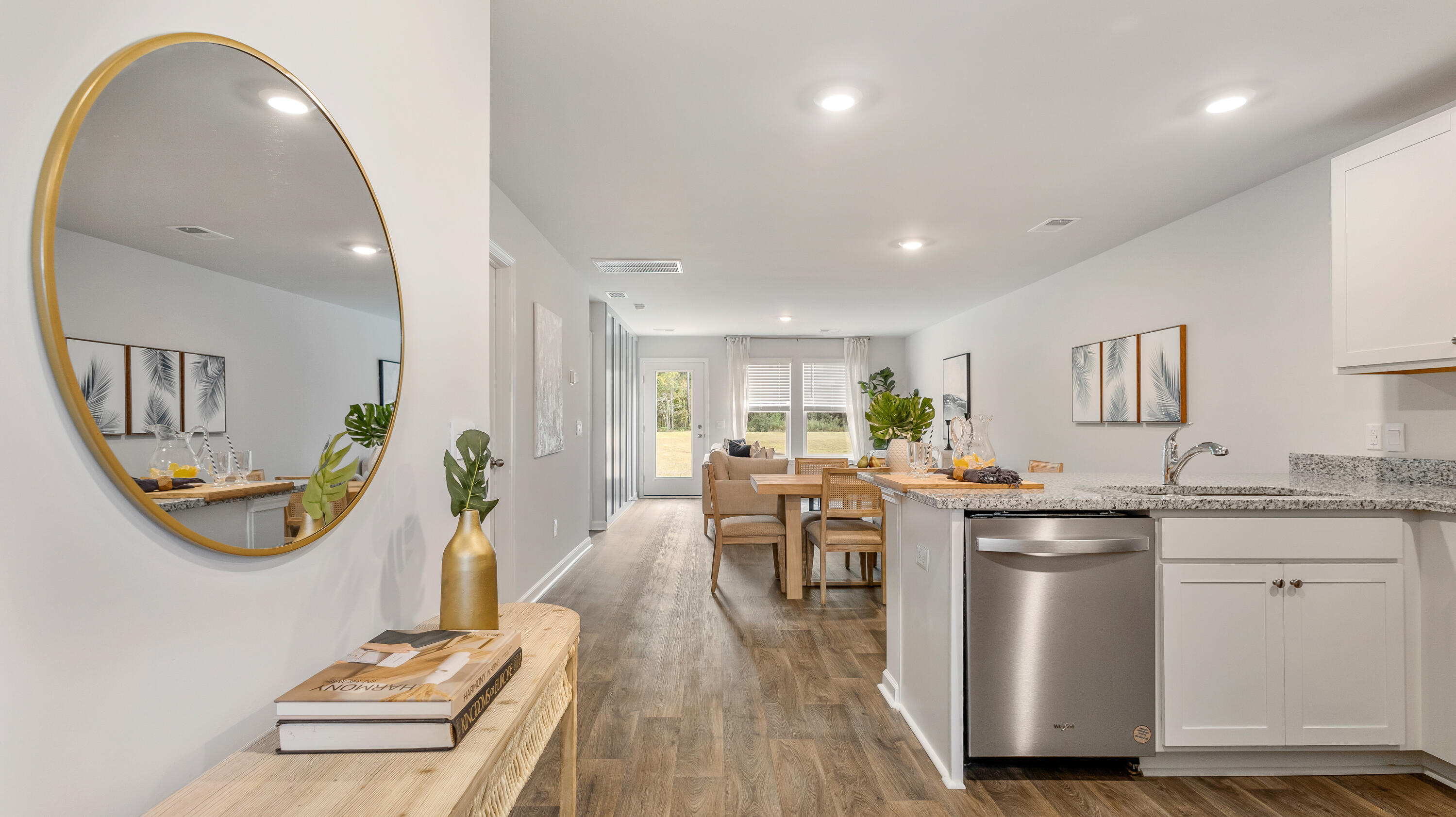 916 Long Bluff Road