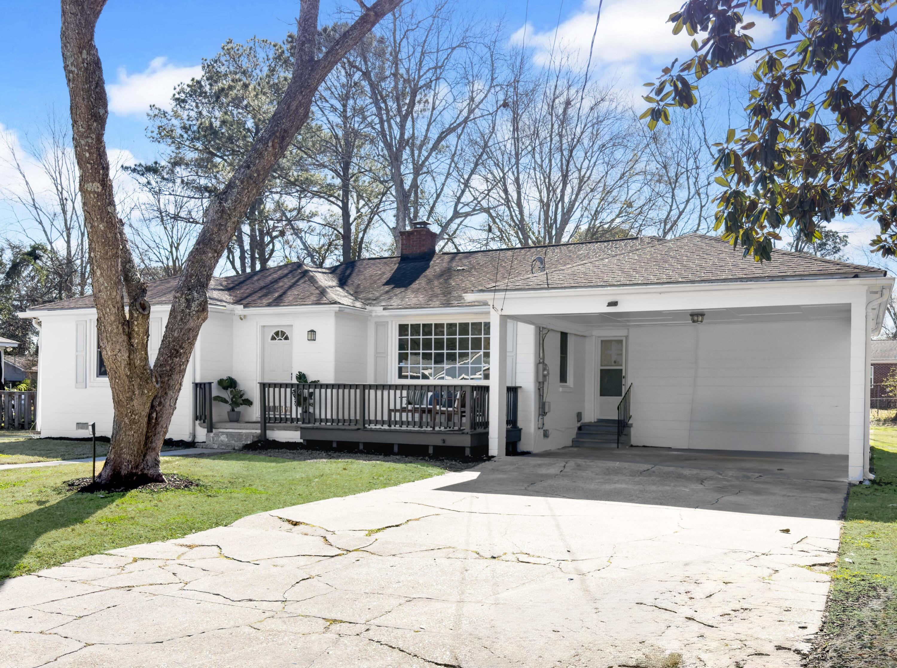 1945 Swift Avenue