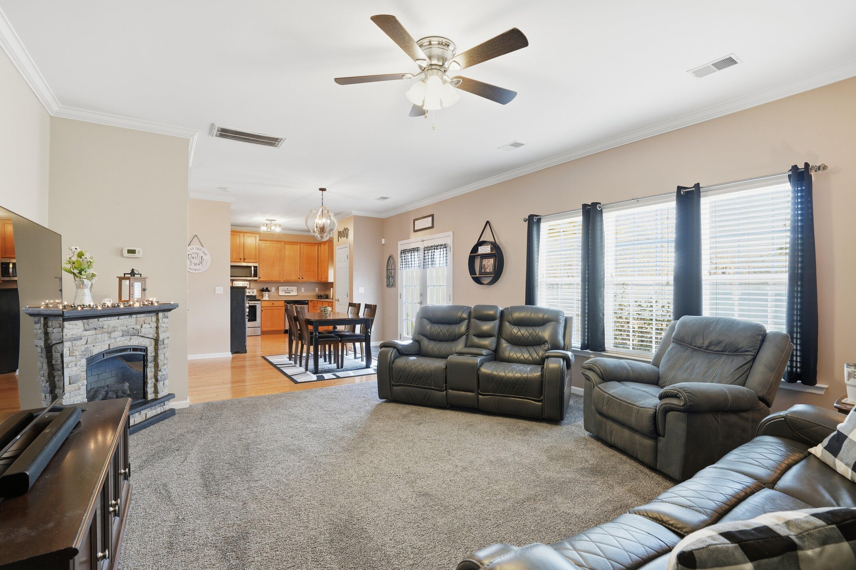 9657 S Carousel Circle