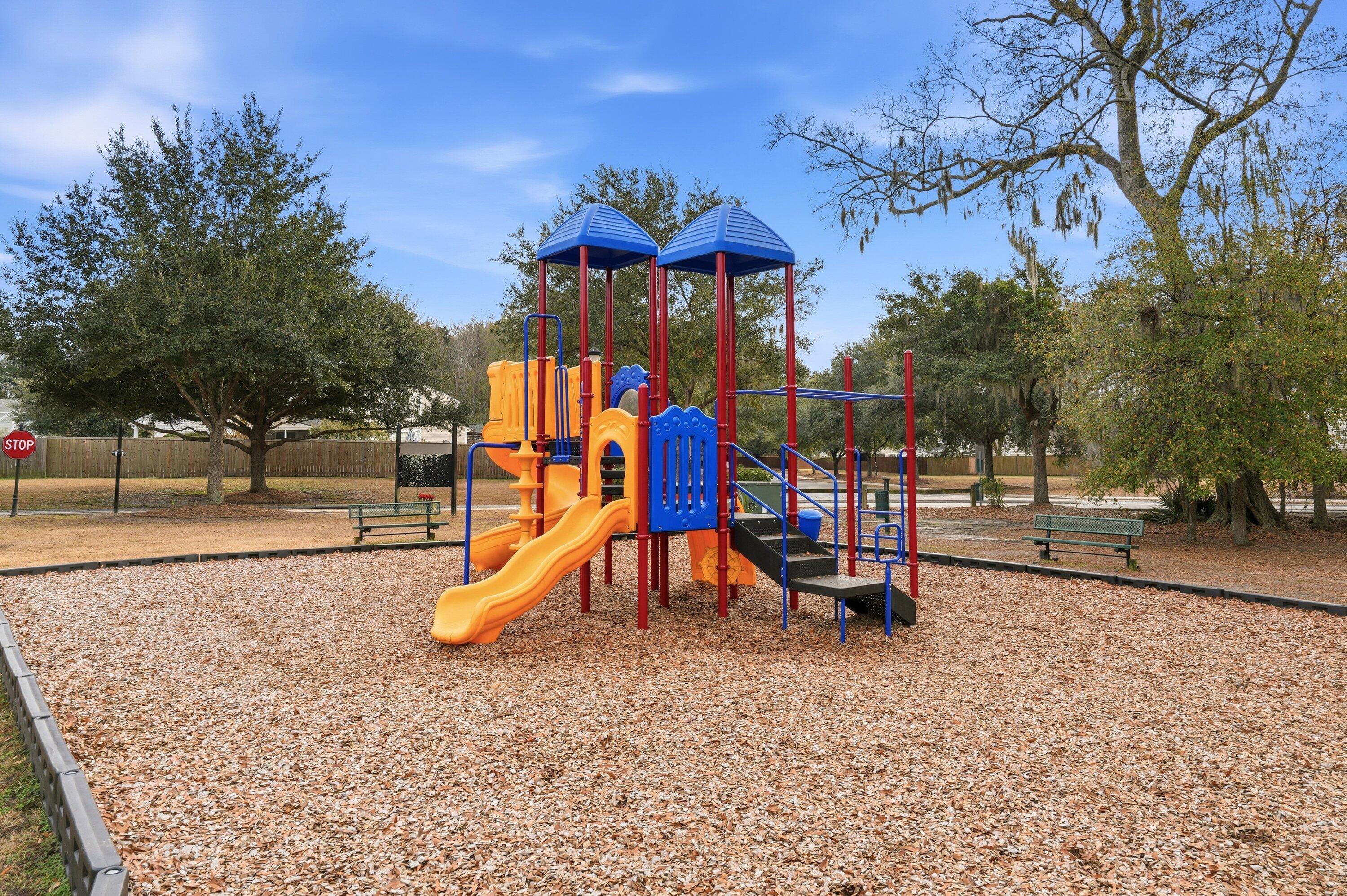 9657 S Carousel Circle