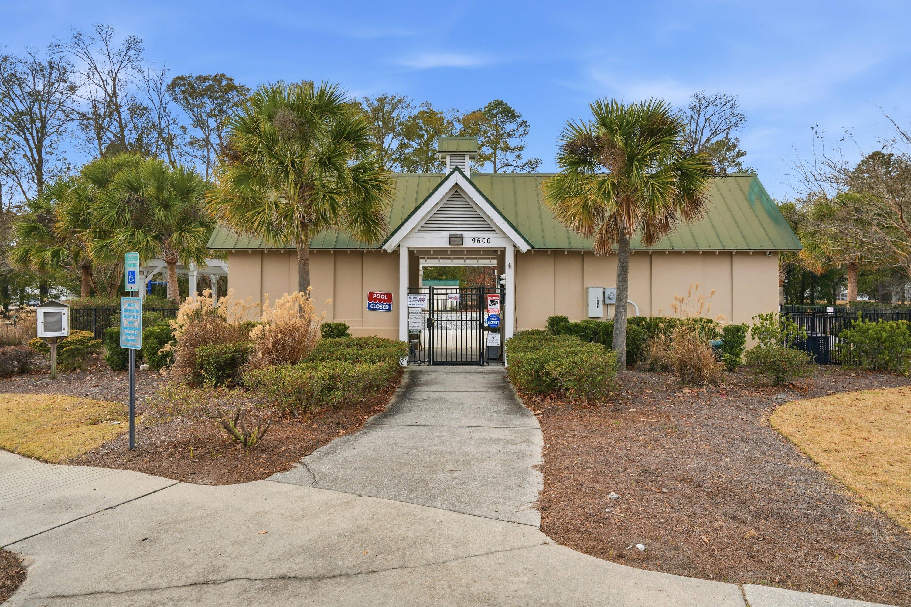 9657 S Carousel Circle