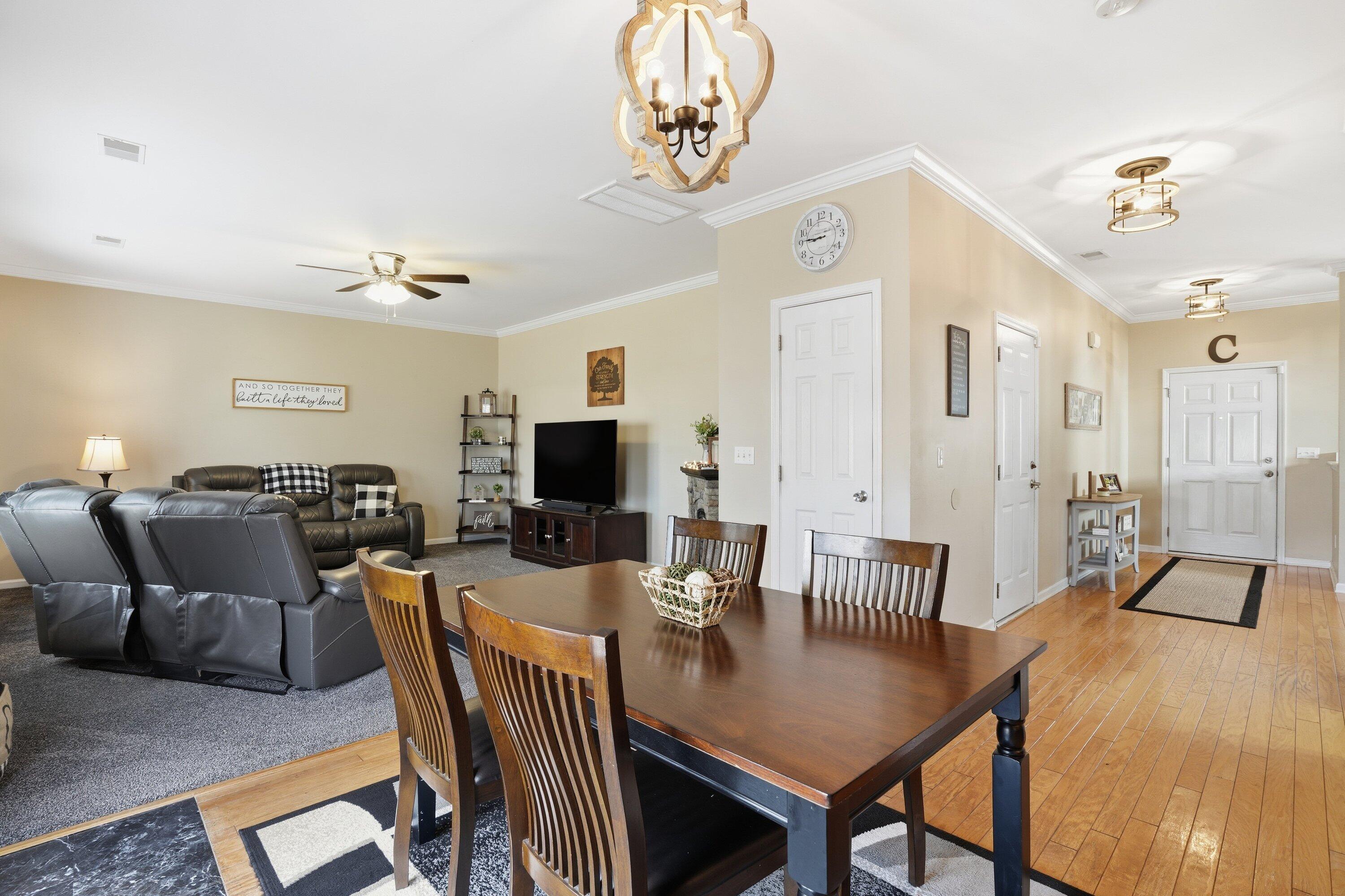 9657 S Carousel Circle