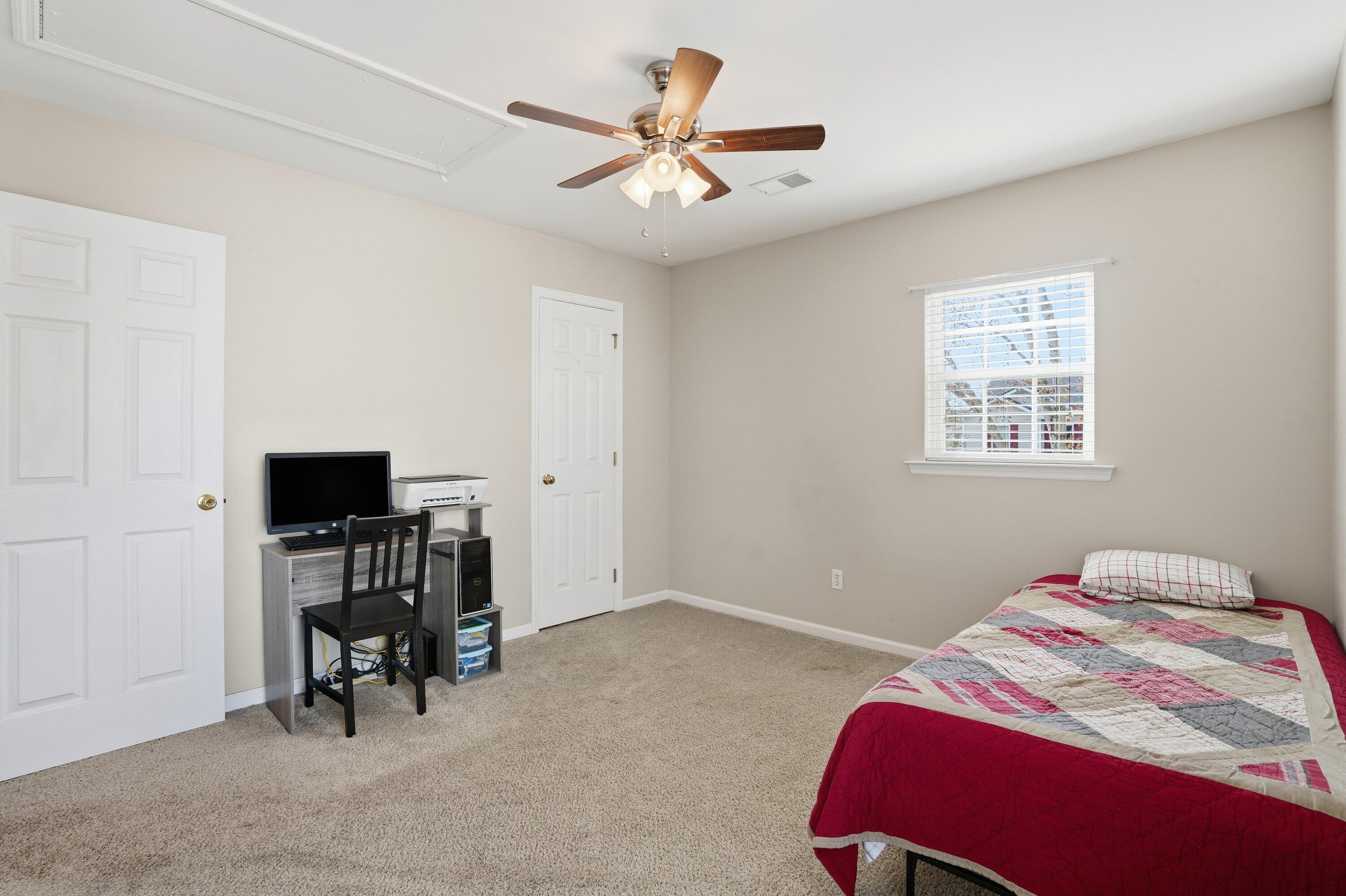 9657 S Carousel Circle