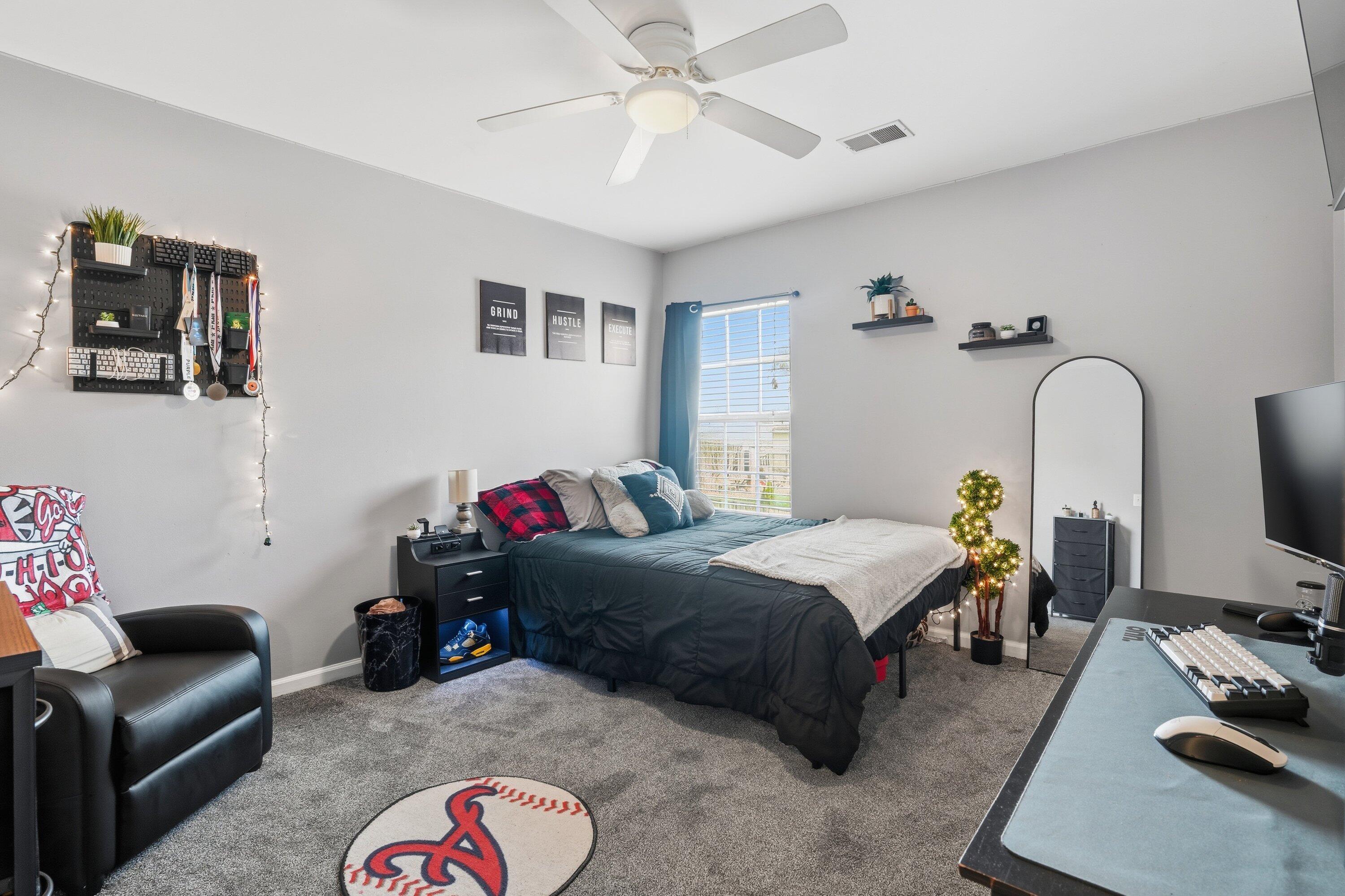 9657 S Carousel Circle