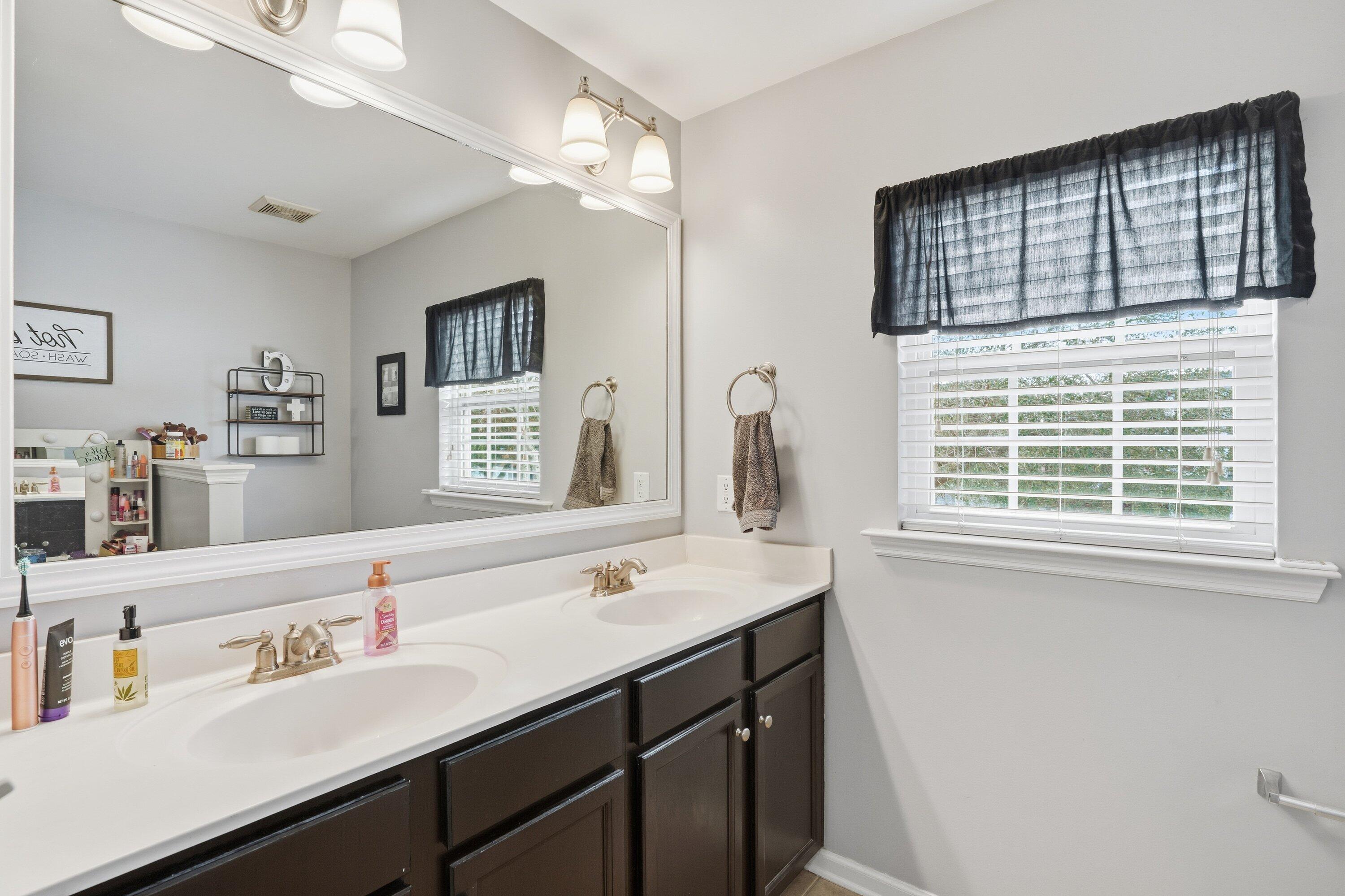 9657 S Carousel Circle