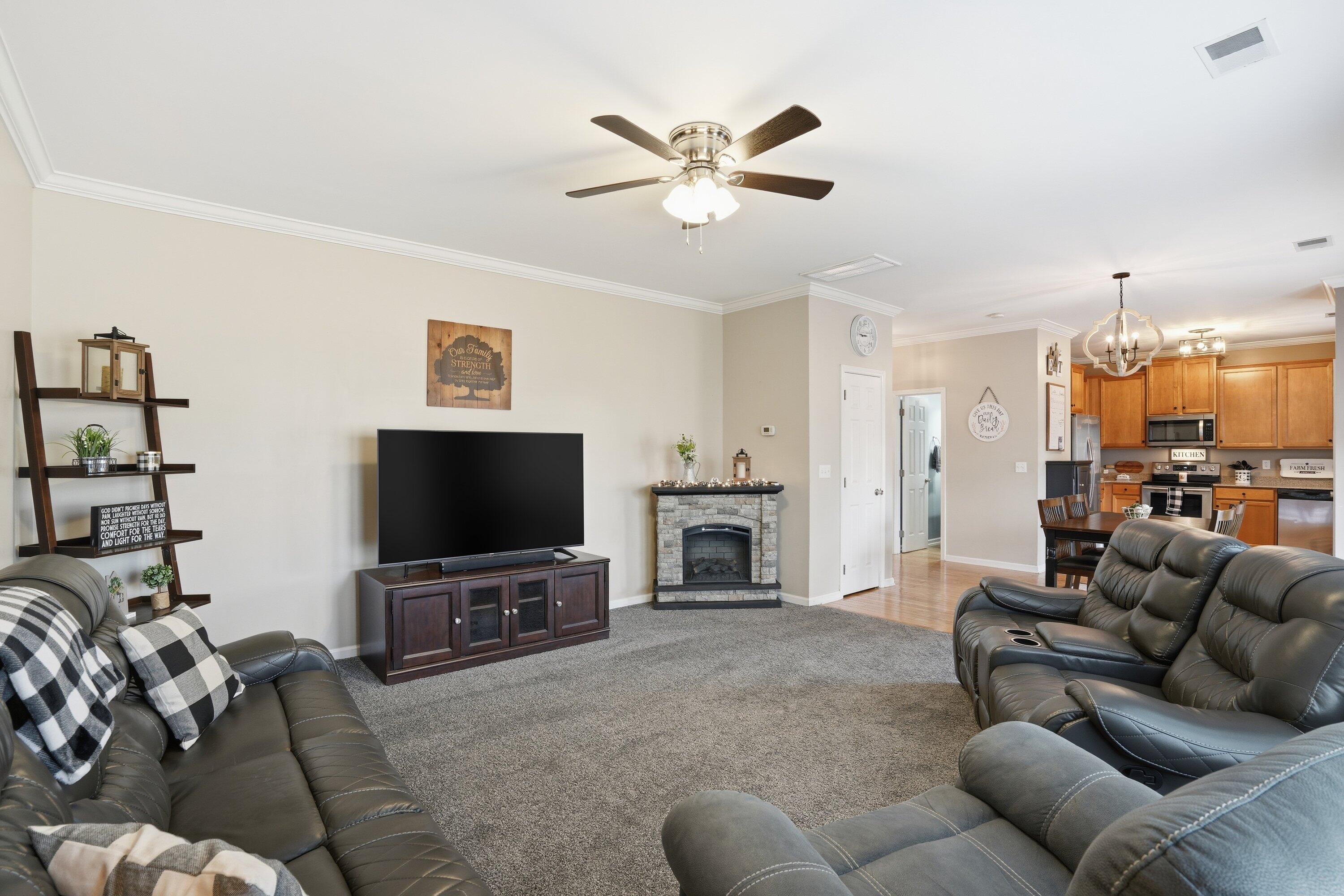 9657 S Carousel Circle