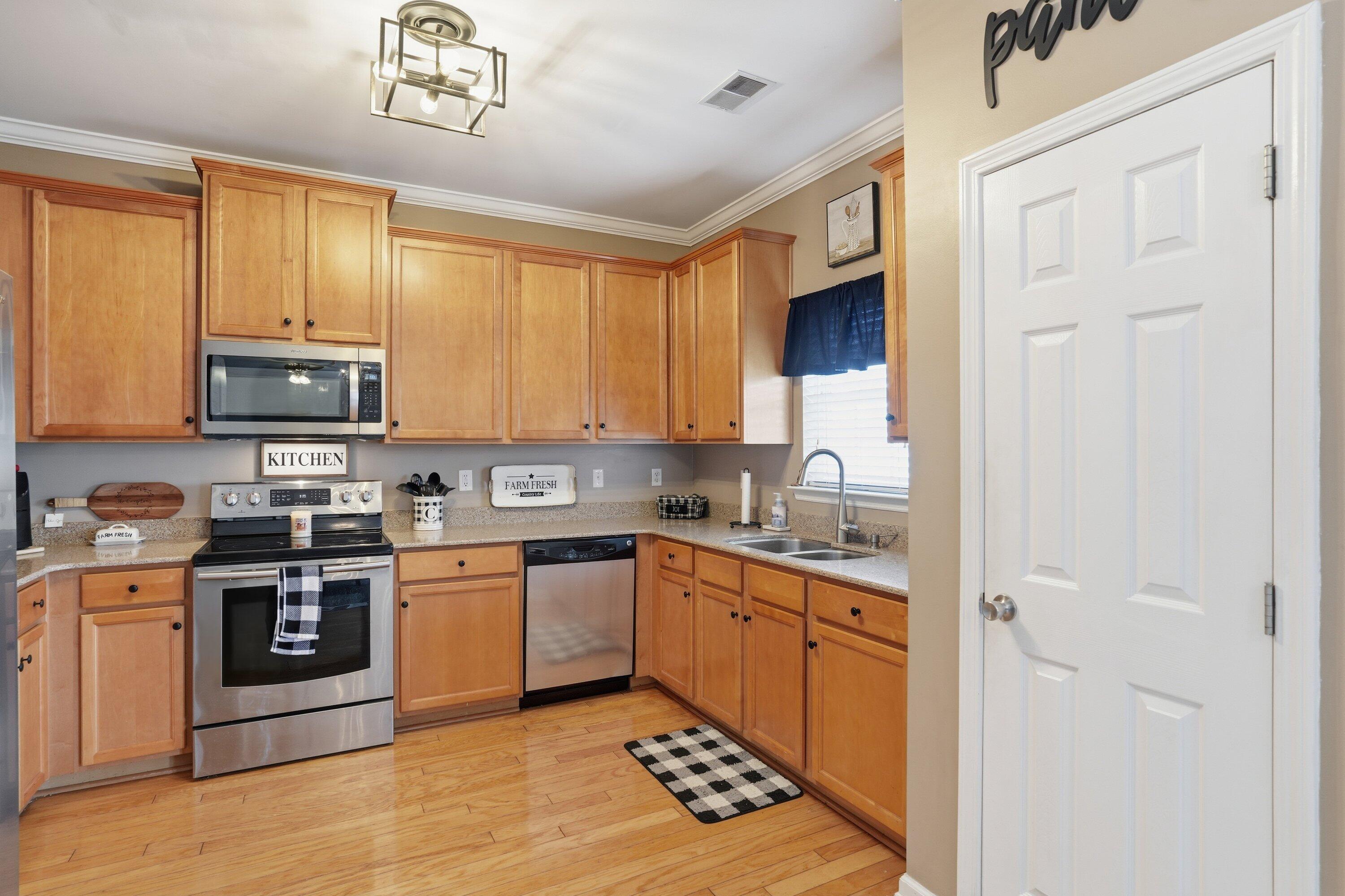 9657 S Carousel Circle