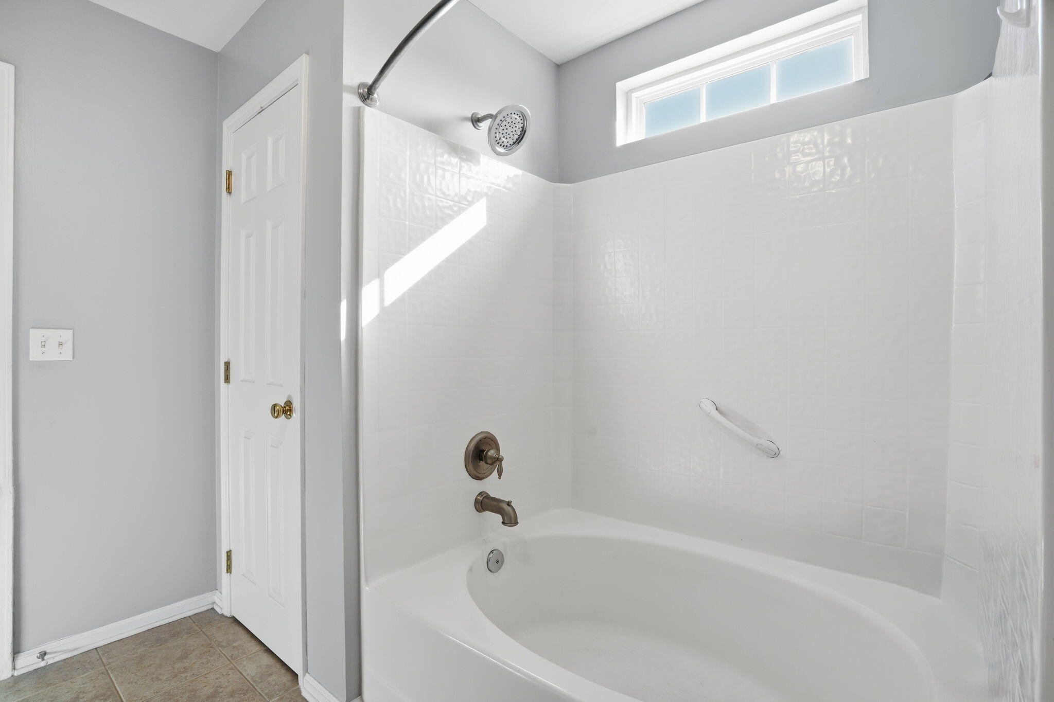 9657 S Carousel Circle