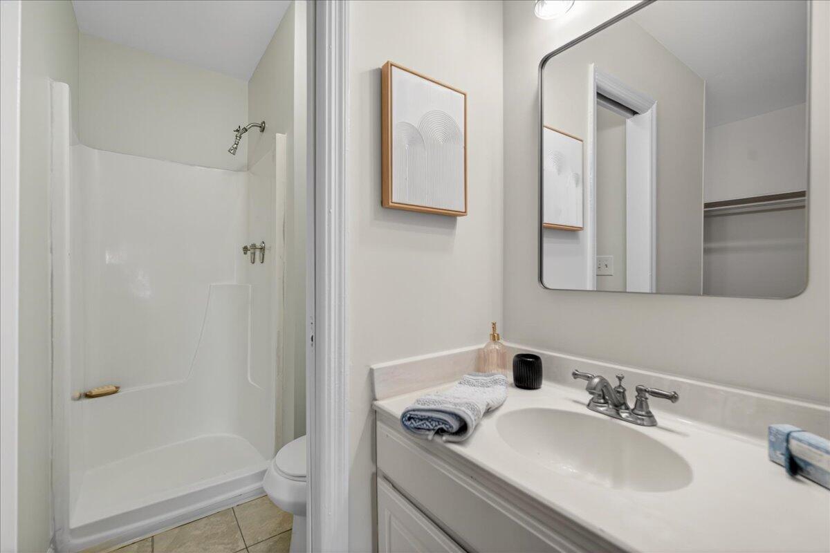 1402 Camp Road # 3h