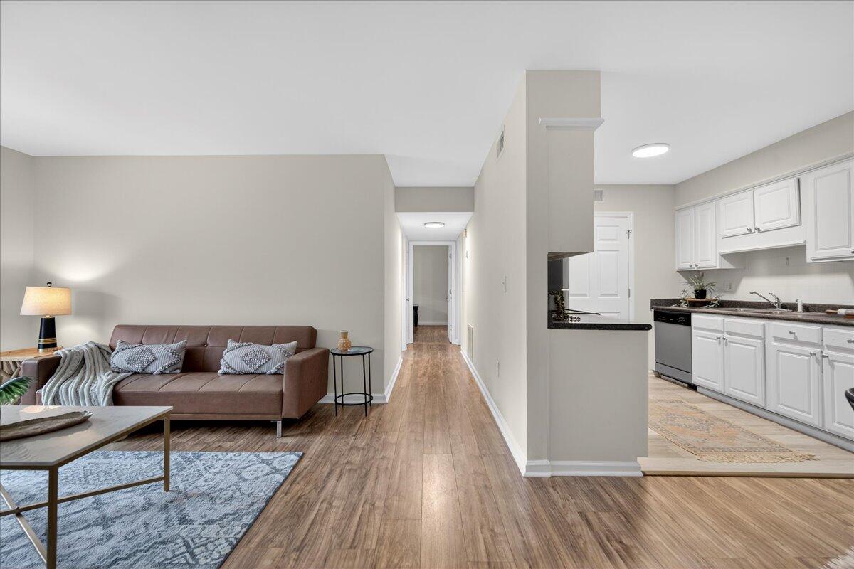 1402 Camp Road # 3h