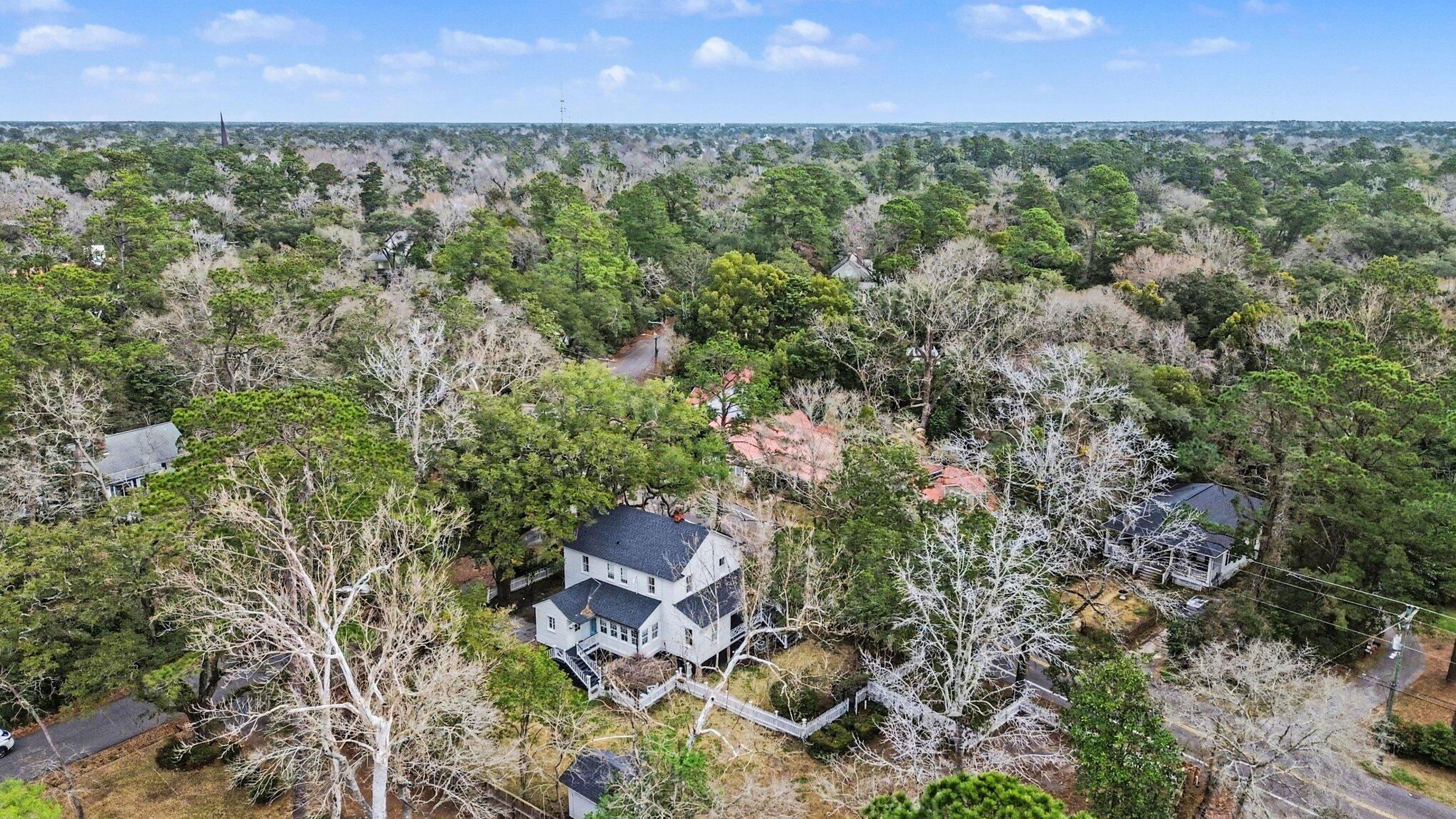 216 W Carolina Avenue