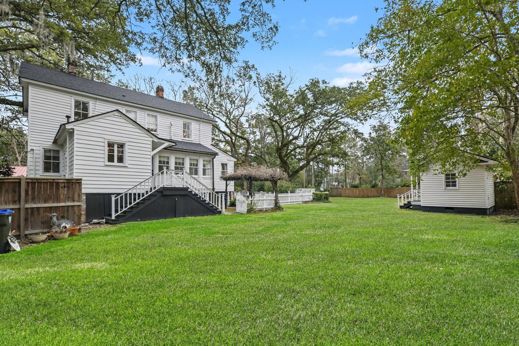 216 W Carolina Avenue