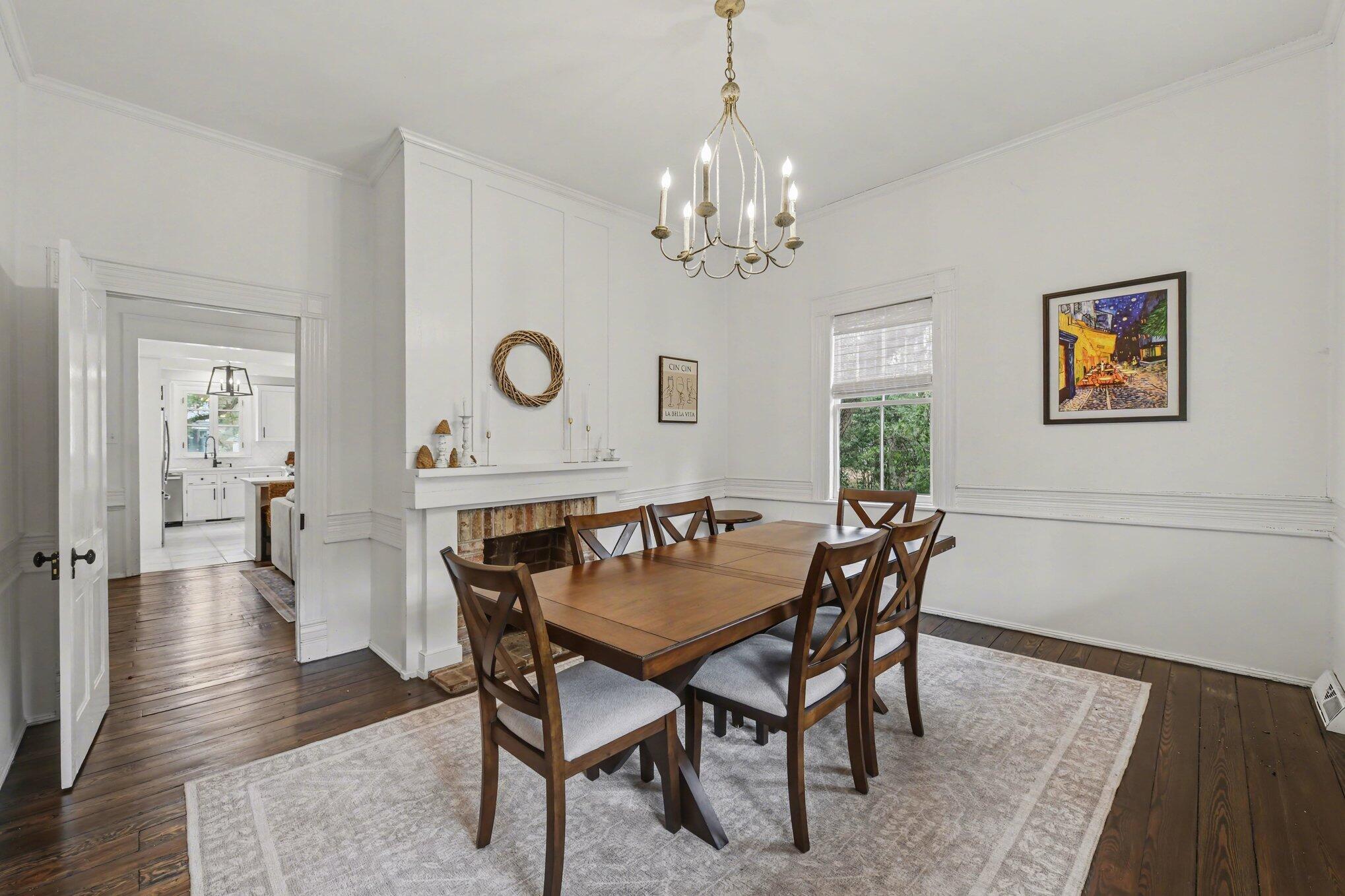 216 W Carolina Avenue