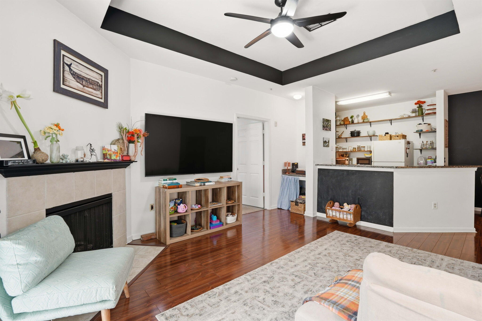 60 Fenwick Hall Allee Alley # 338