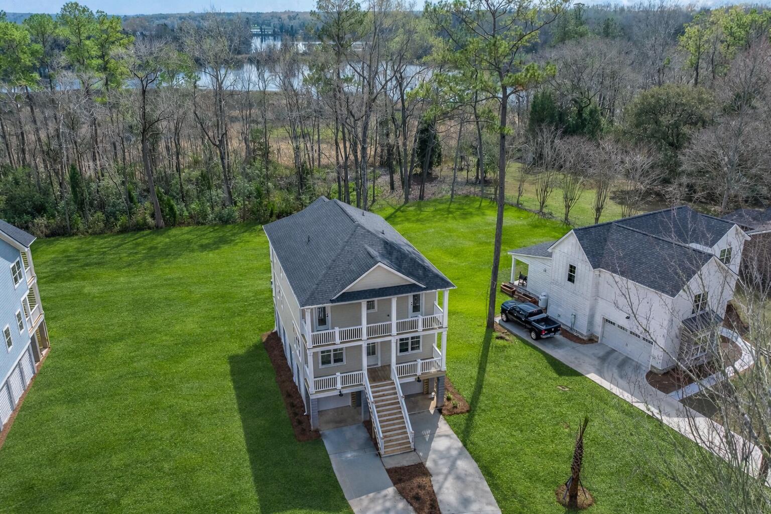 1304 Mccrae Drive