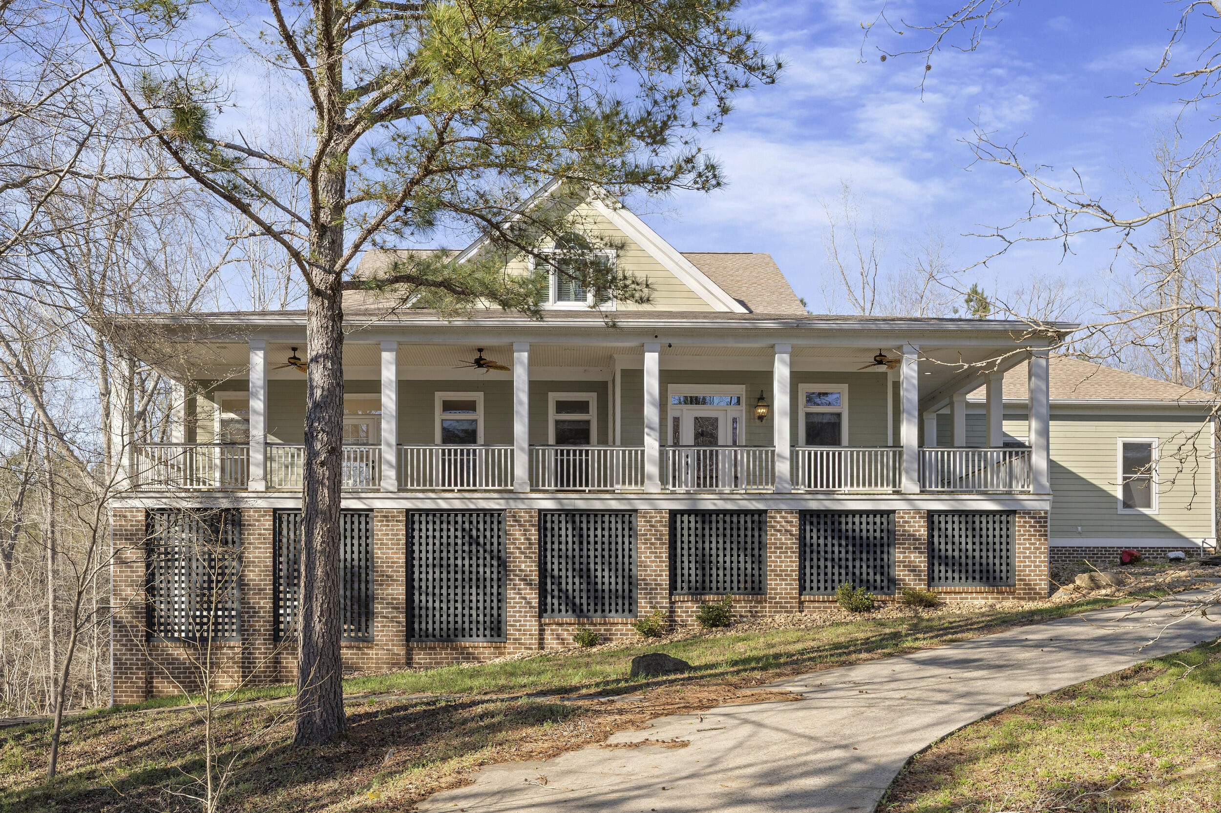 405 Saint Johns Drive