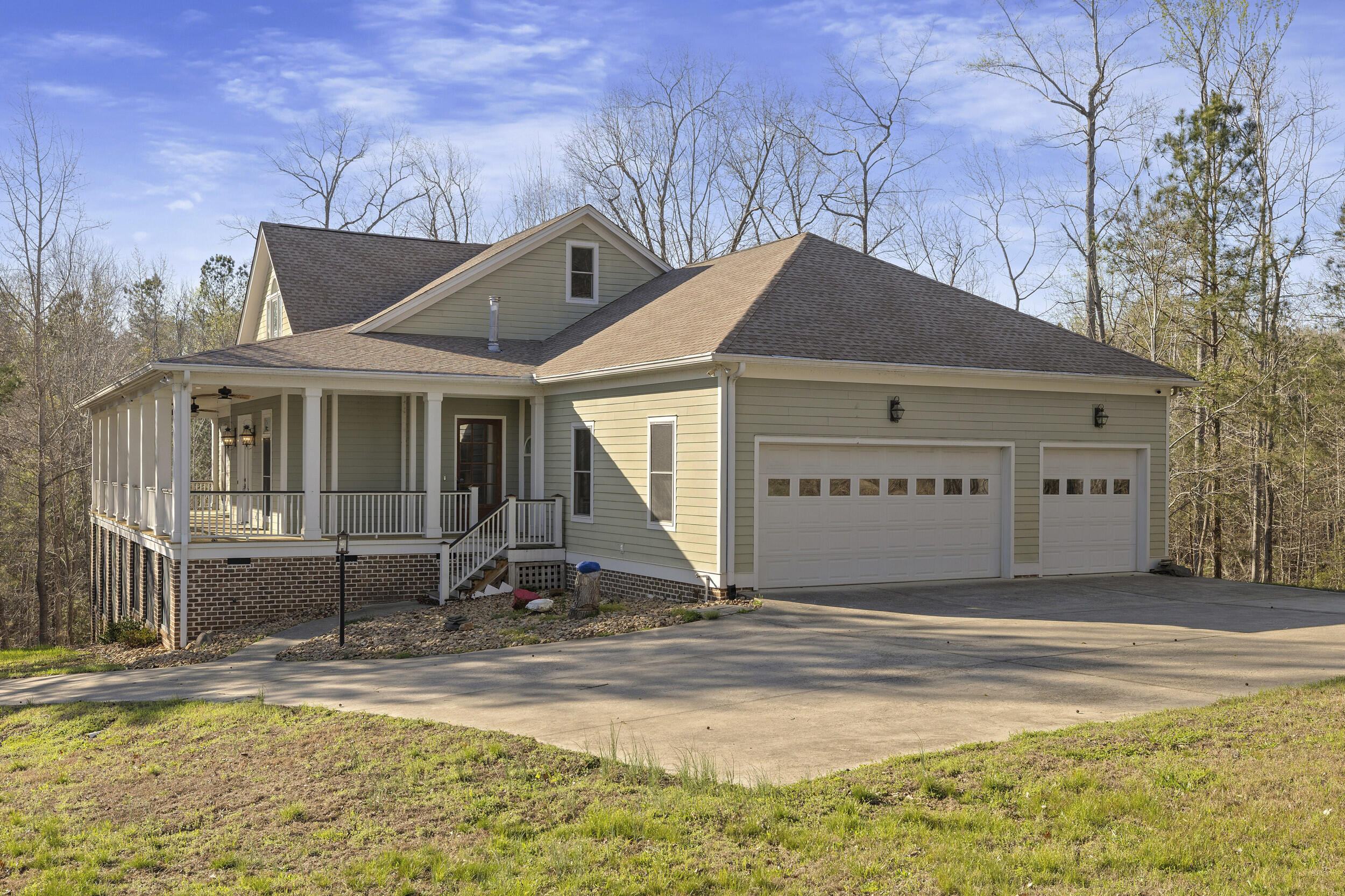 405 Saint Johns Drive
