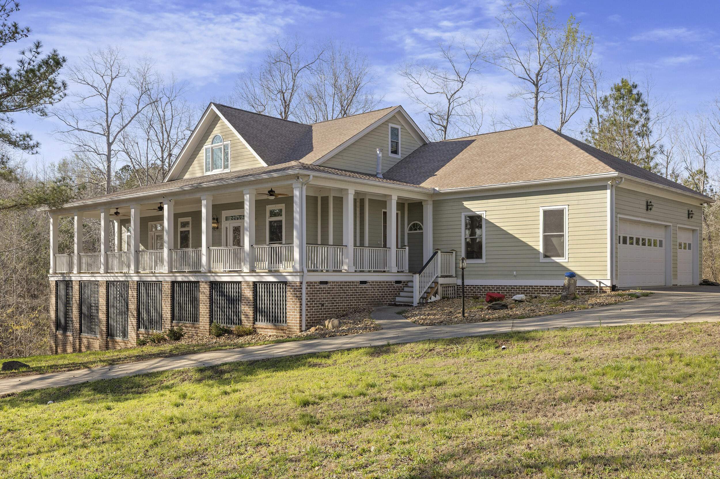 405 Saint Johns Drive