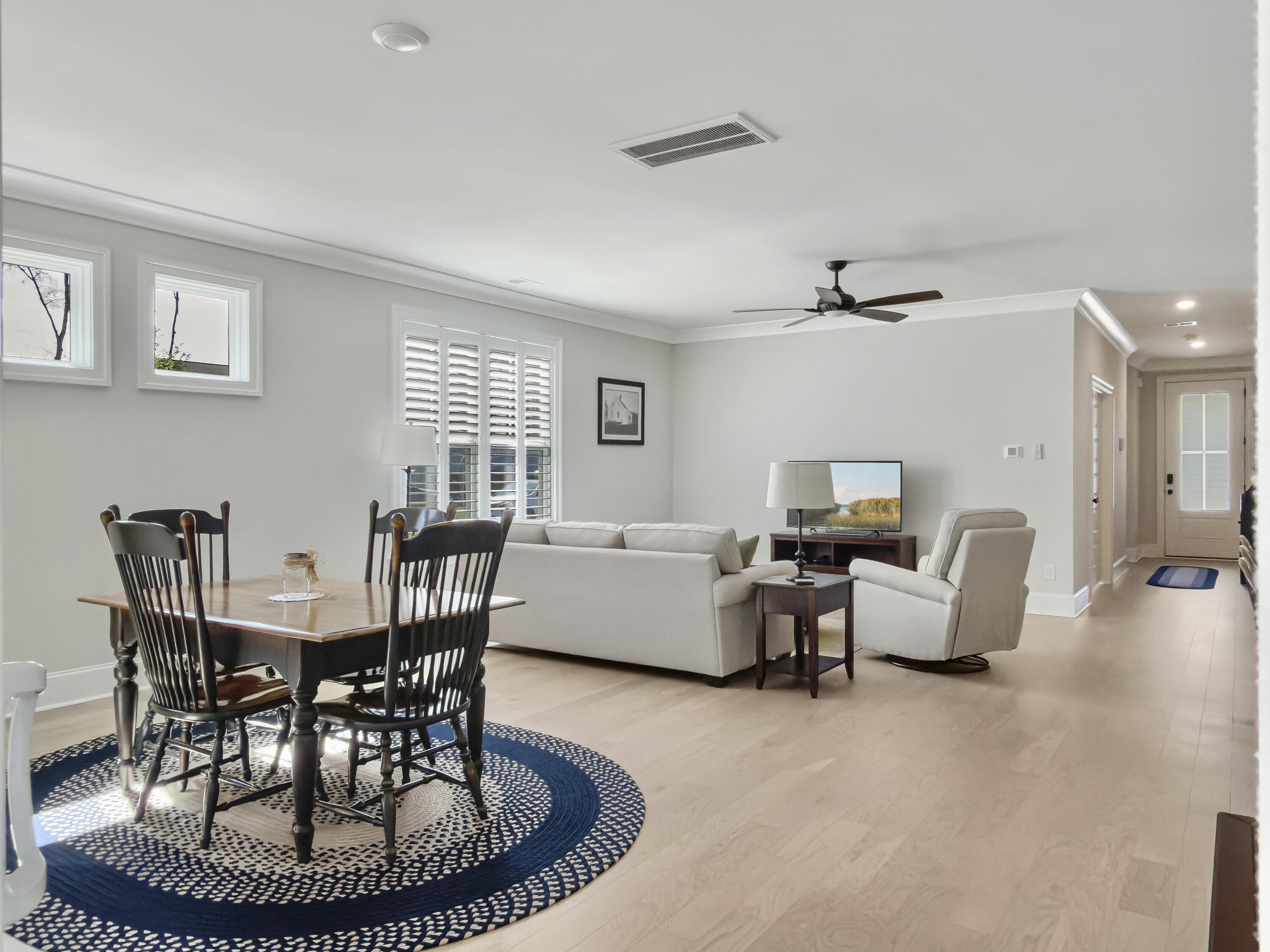 1189 Rudy Lane