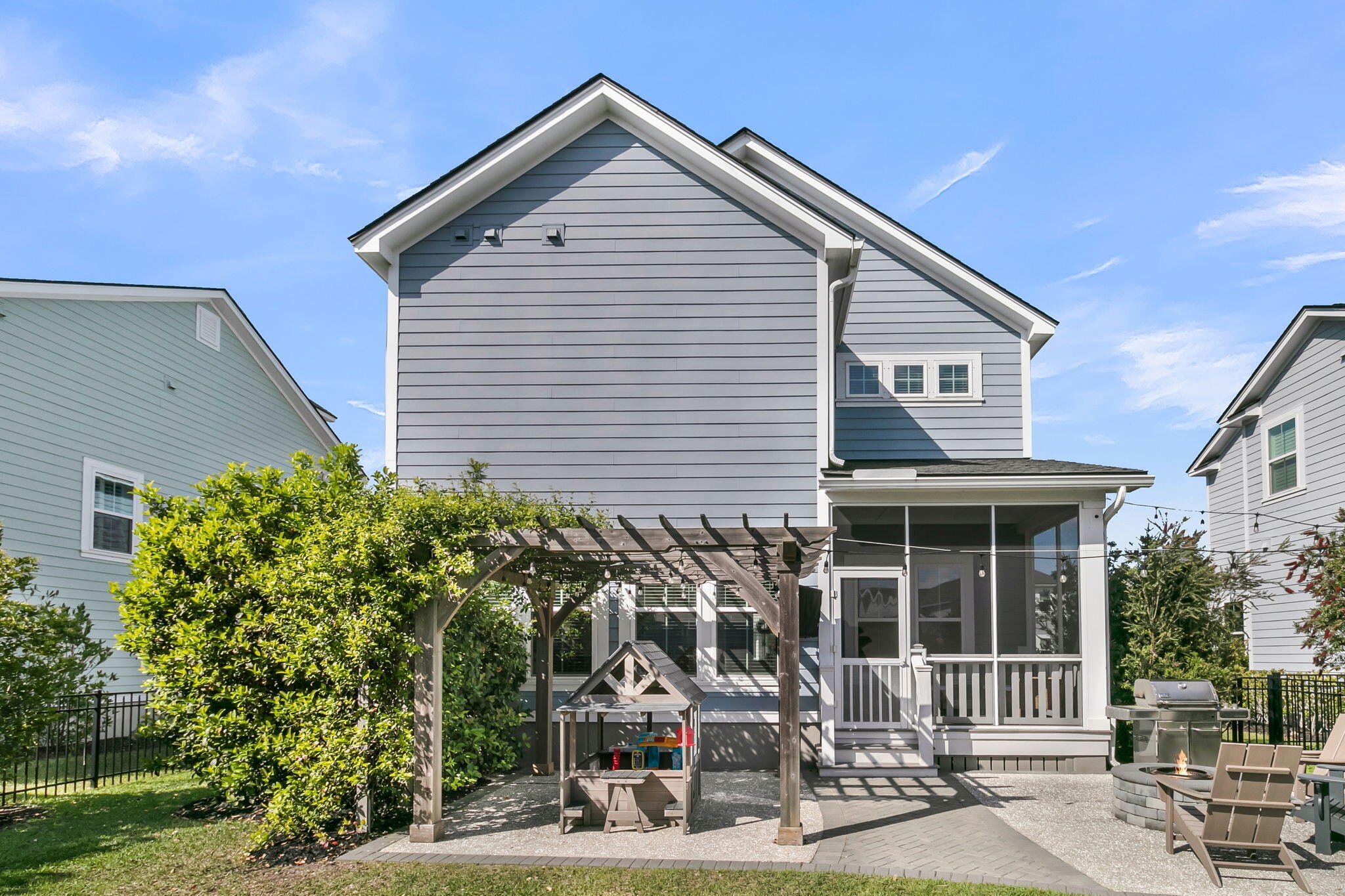 1694 Banning Street